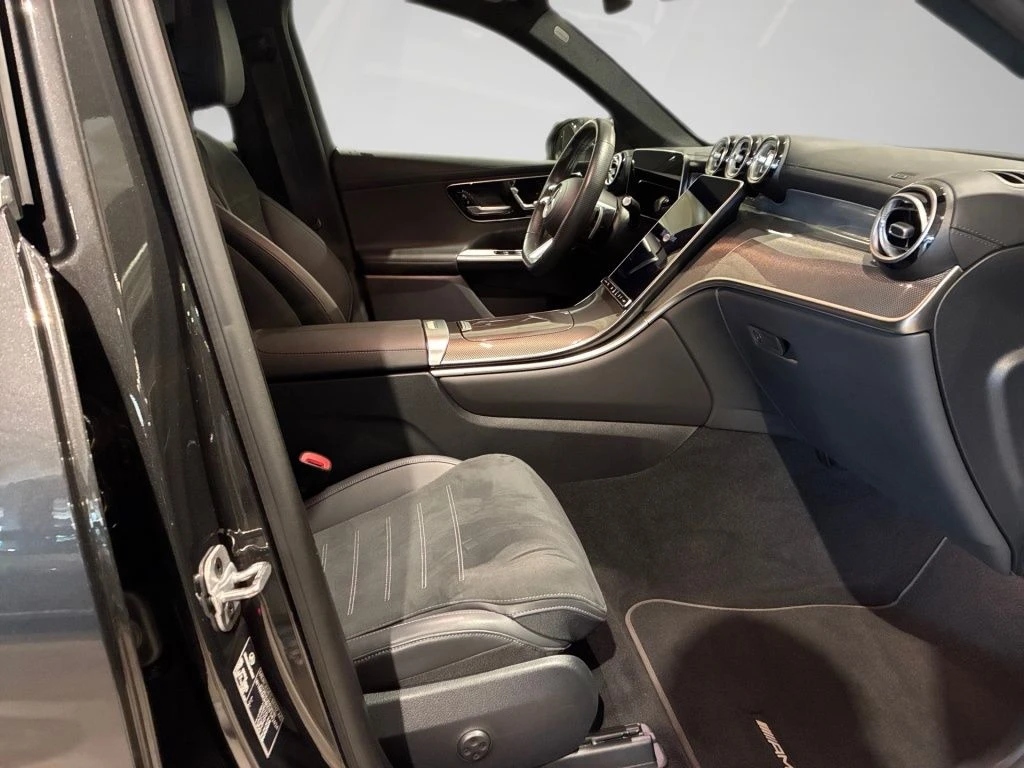 Mercedes-Benz-GLC 300 d-image-15