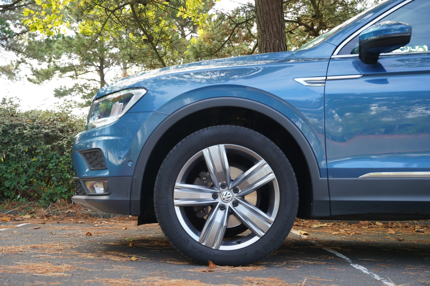 Volkswagen-Tiguan Allspace-image-4