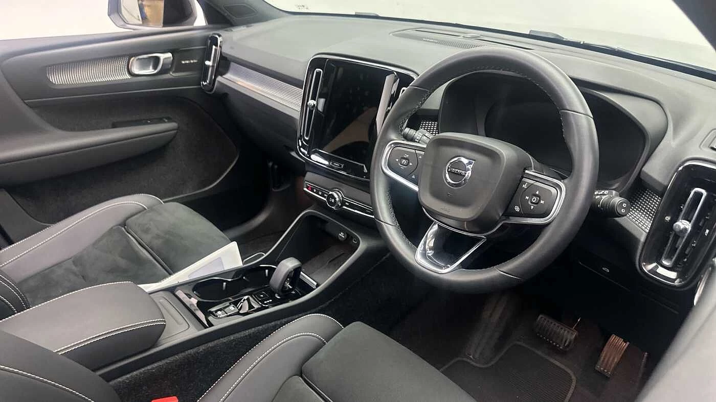 Volvo-XC40-image-4