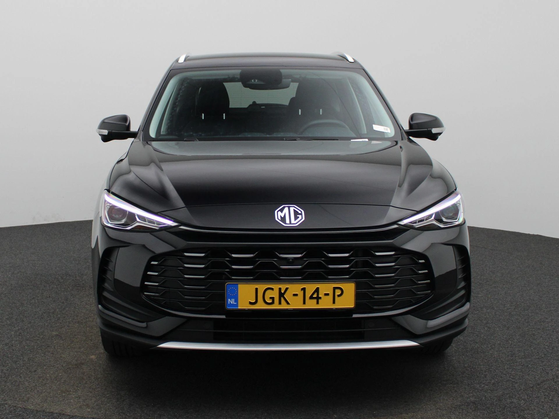 MG-ZS-image-2