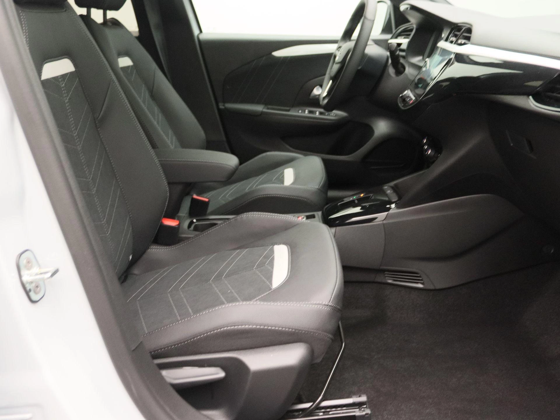 Opel Corsa 1.2 Turbo Hybrid Ultimate