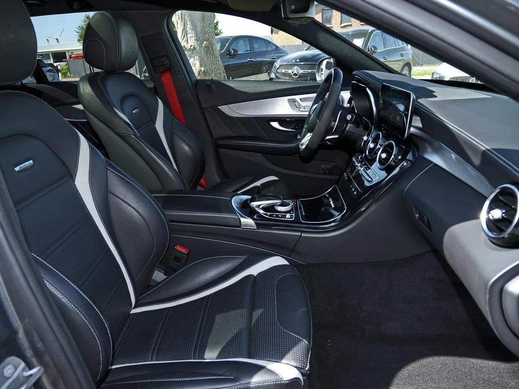 Mercedes-AMG-C-Klasse 63 S AMG-image-12