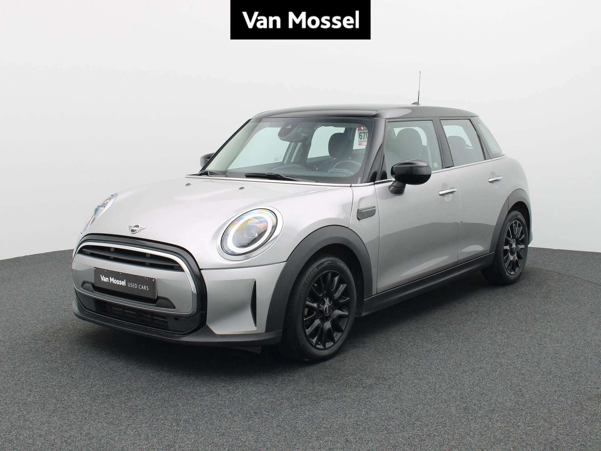 MINI-Cooper-image-0