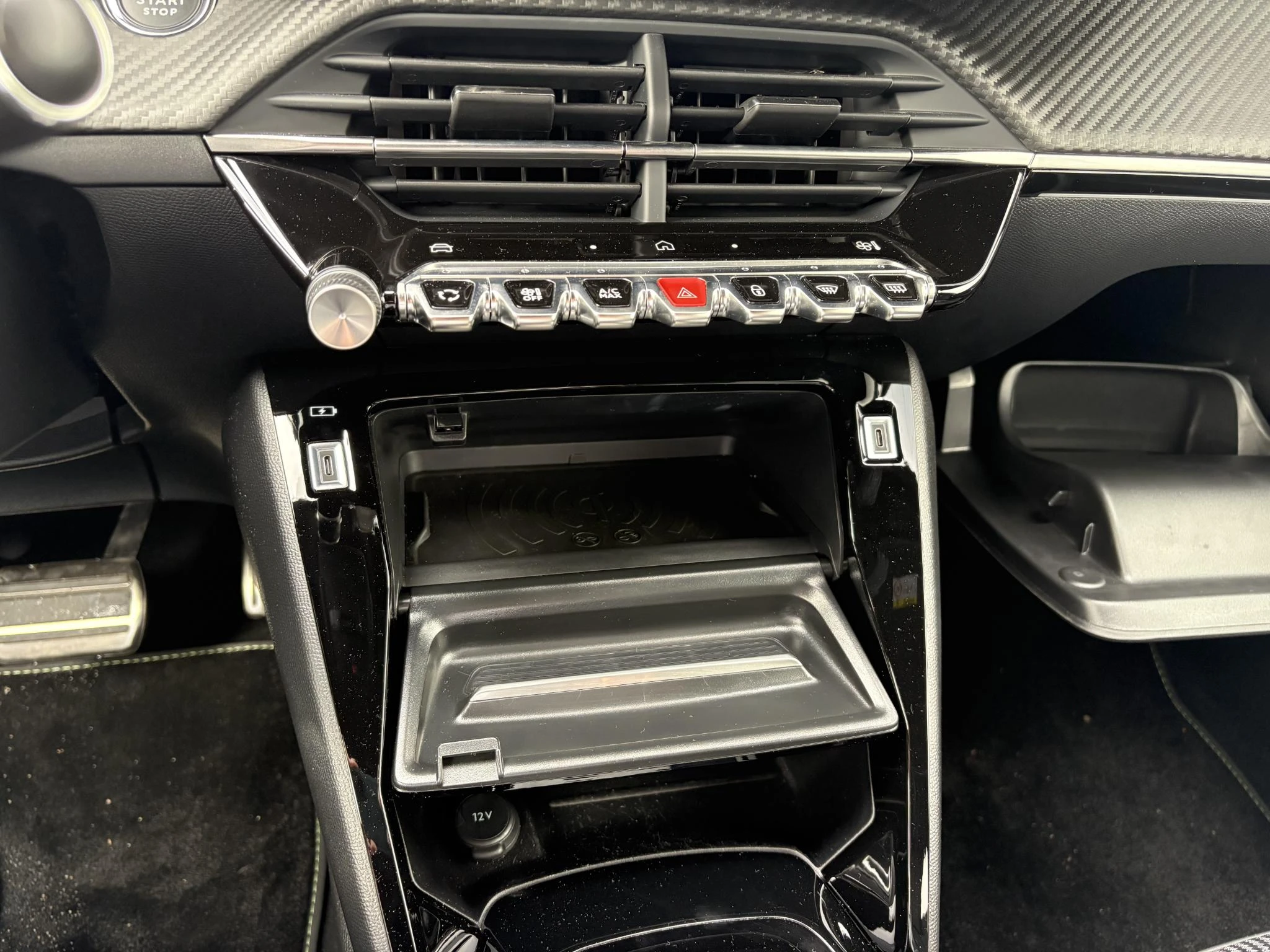 Peugeot-208-image-20