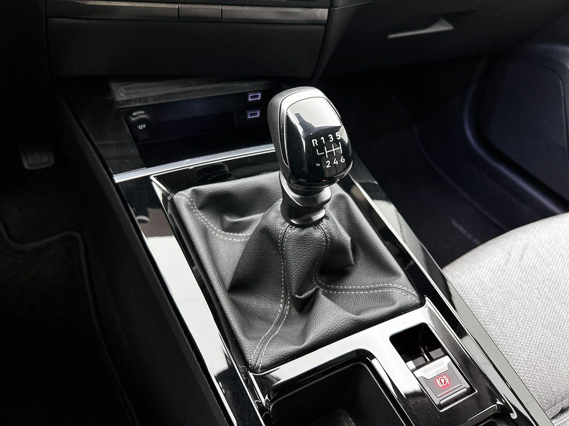 Opel-Astra-image-20