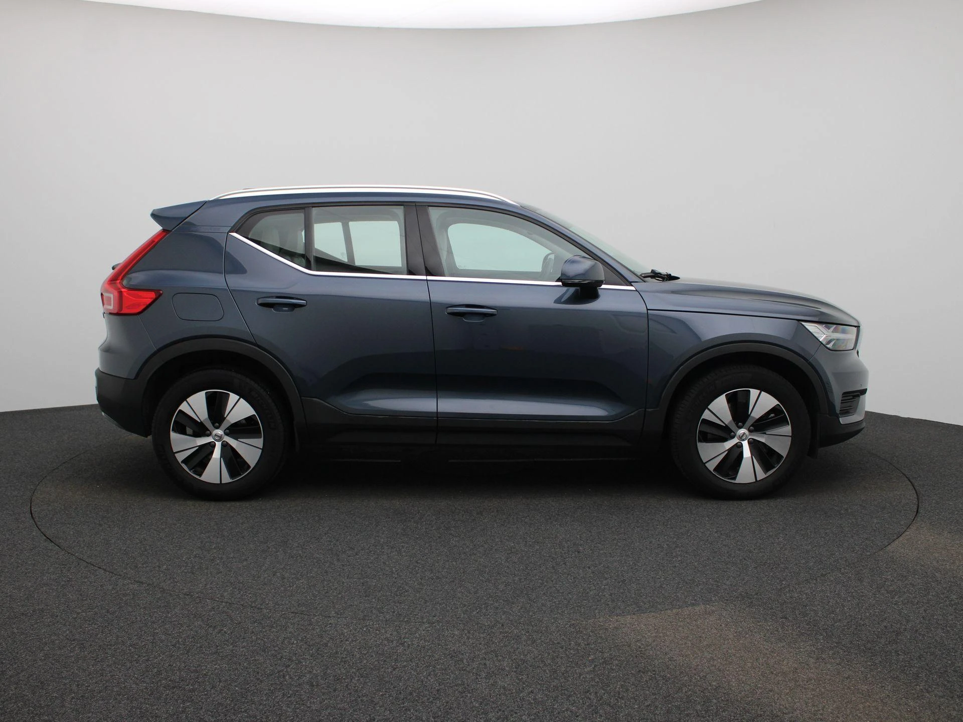 Volvo-XC40-image-5