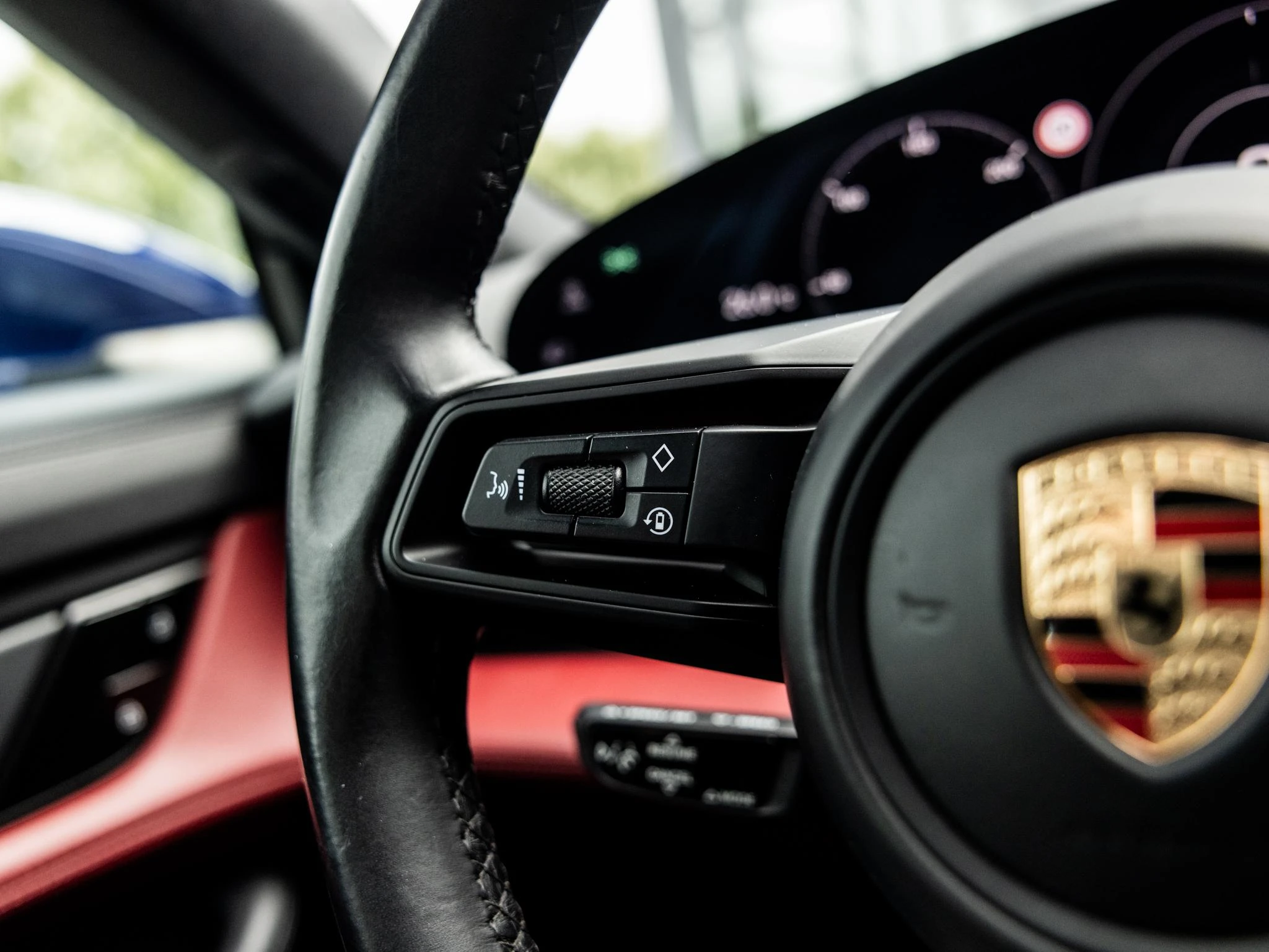Porsche-Taycan-image-26