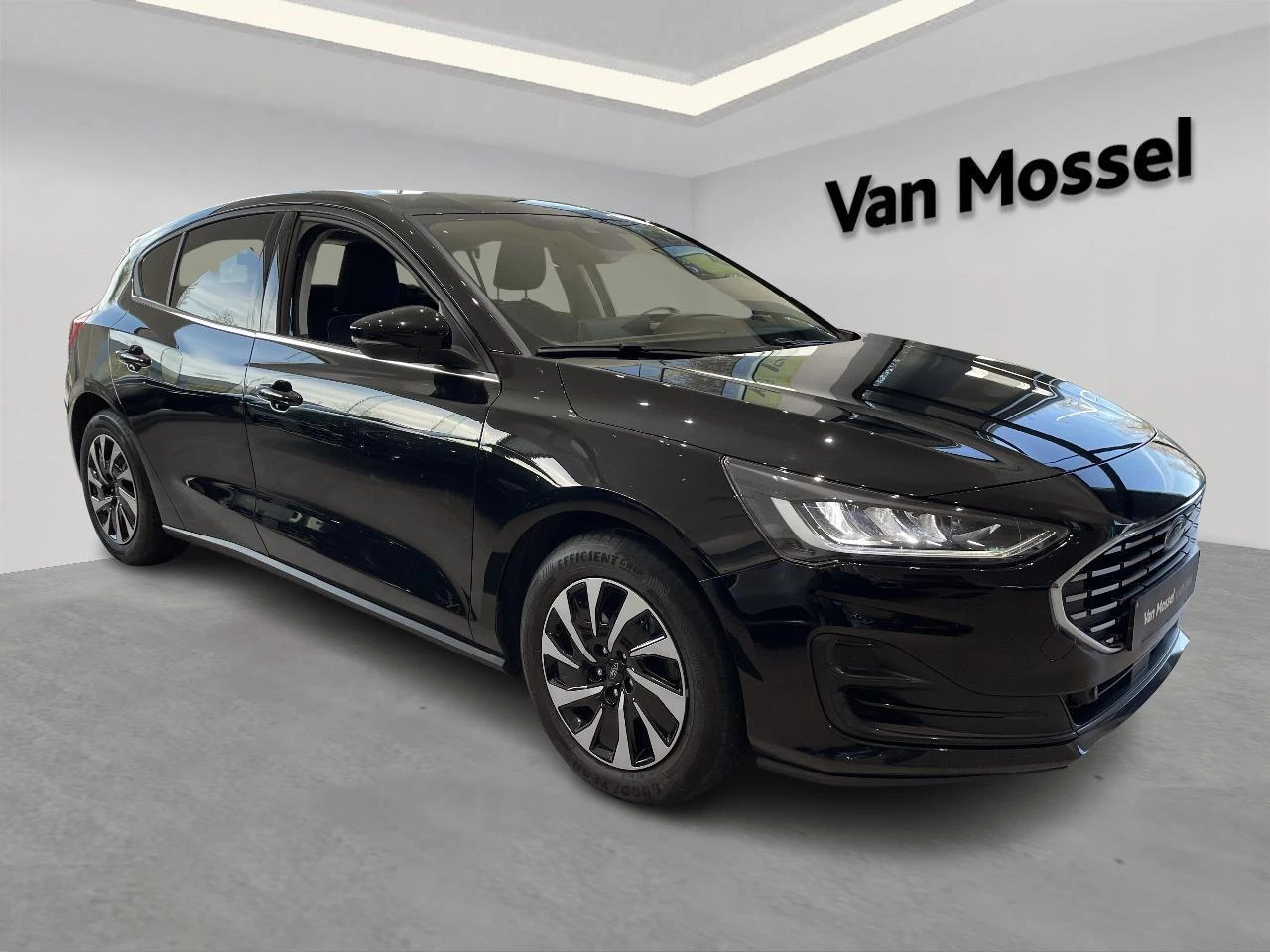 Ford Focus 1.0i EcoBoost MHEV 92kW Titanium