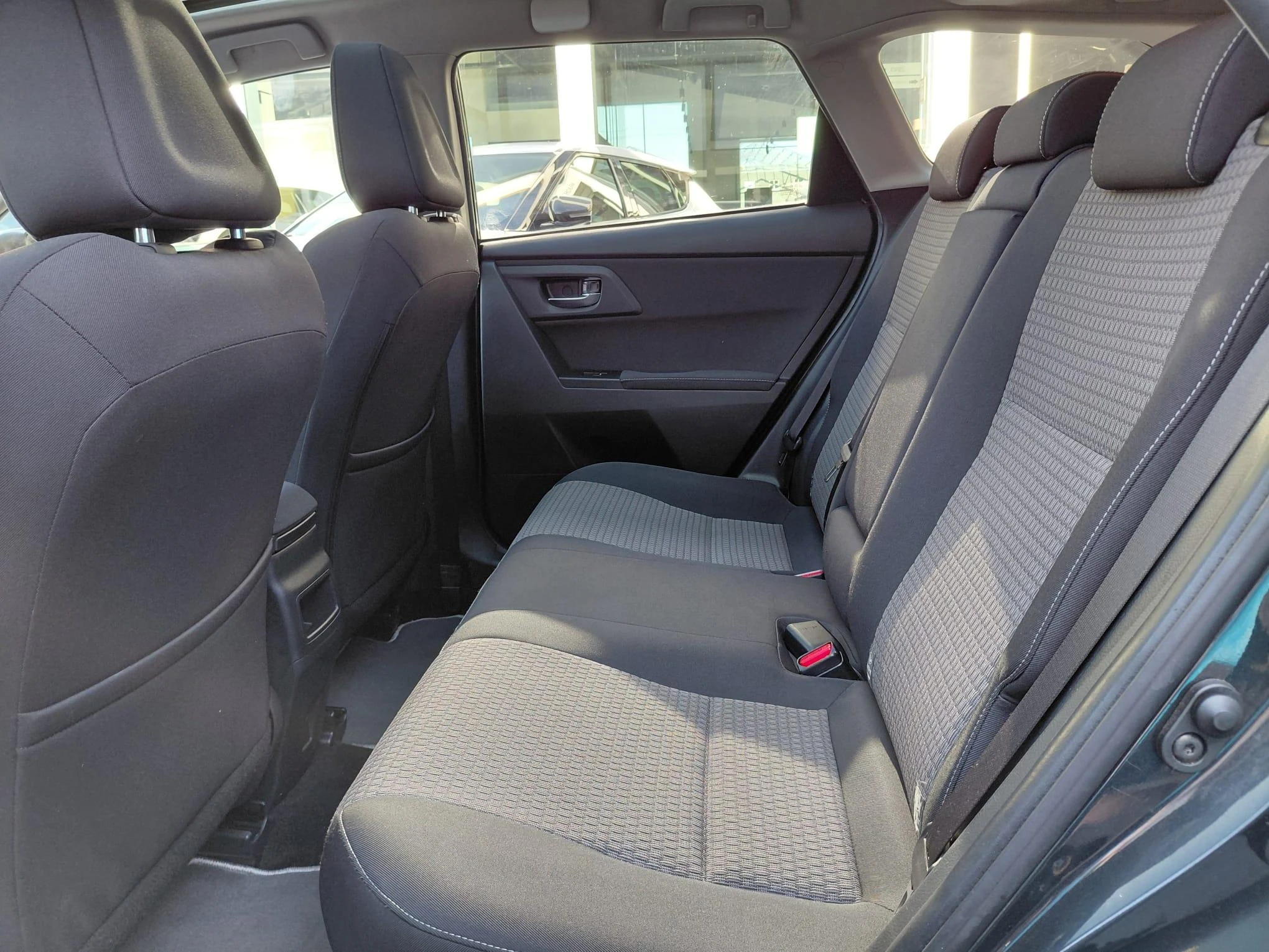 Toyota Auris Touring Sports 1.8 VVT-i Hybrid CVT Dynamic HSD