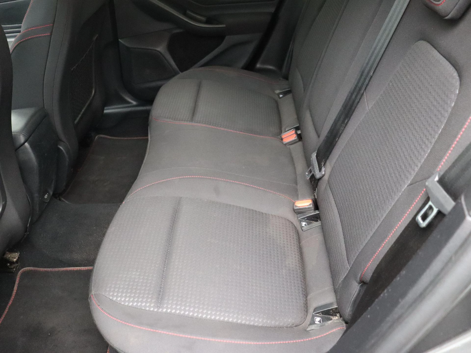 Ford Focus Wagon 1.0i EcoBoost MHEV 92kW ST-Line X