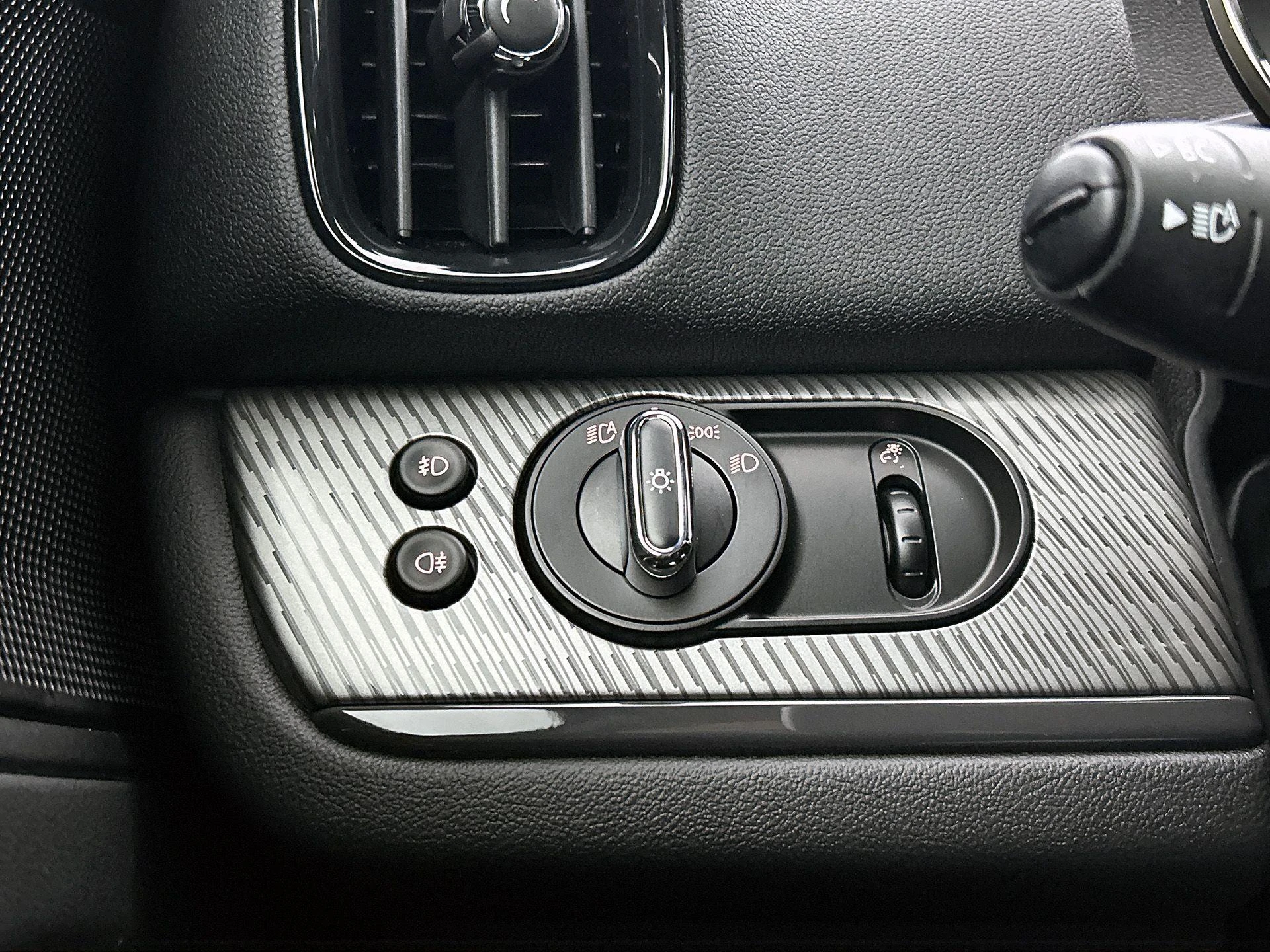 MINI-Countryman-image-22