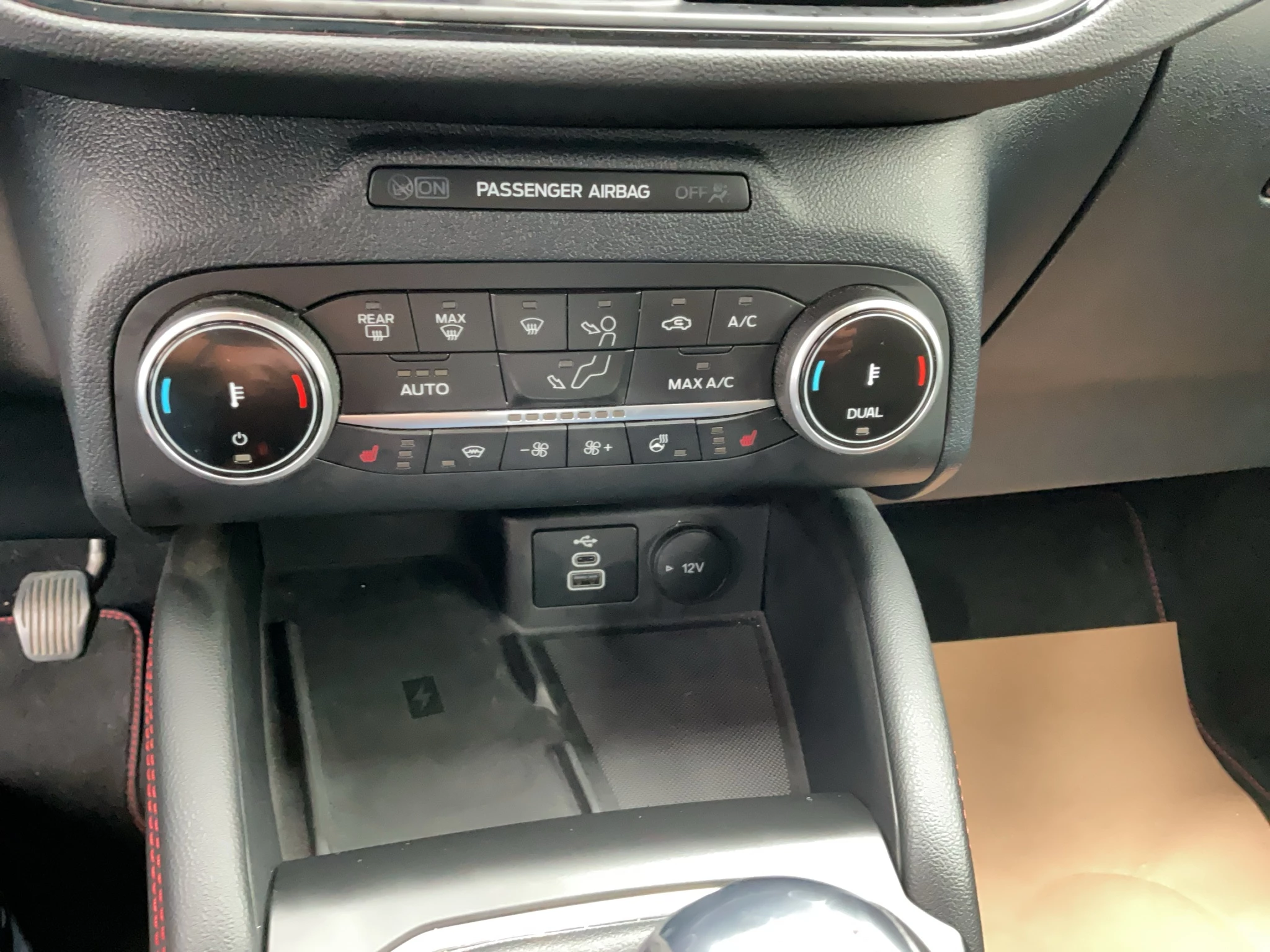 Ford Kuga ST-Line X | ACC | PANO | AHK | KAMERA