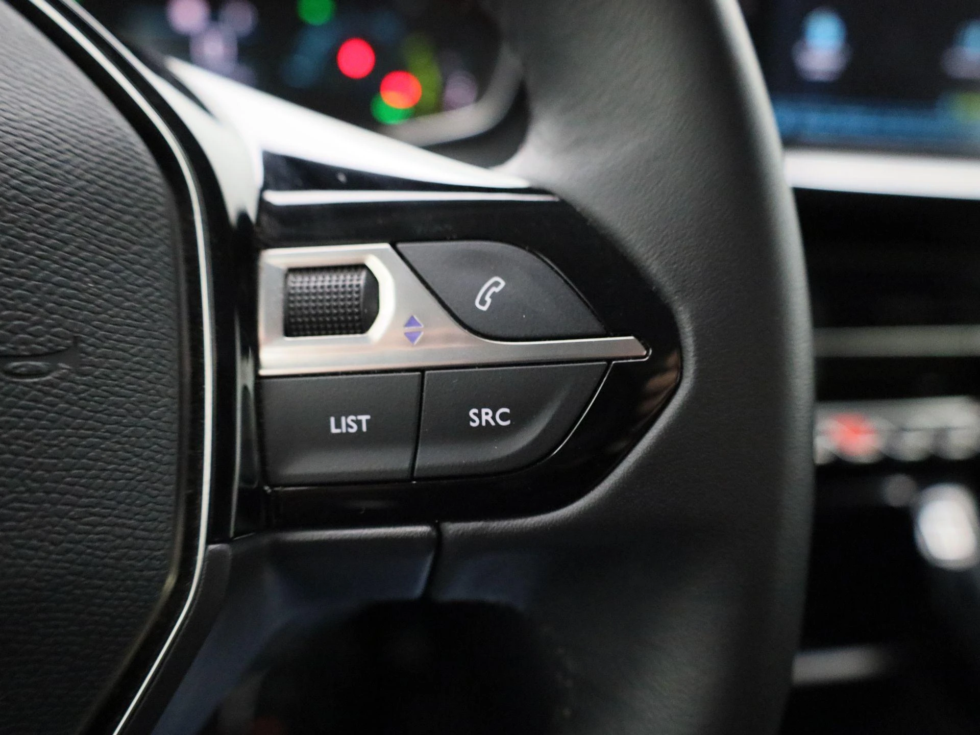 Peugeot e-2008 EV Active 50 kWh