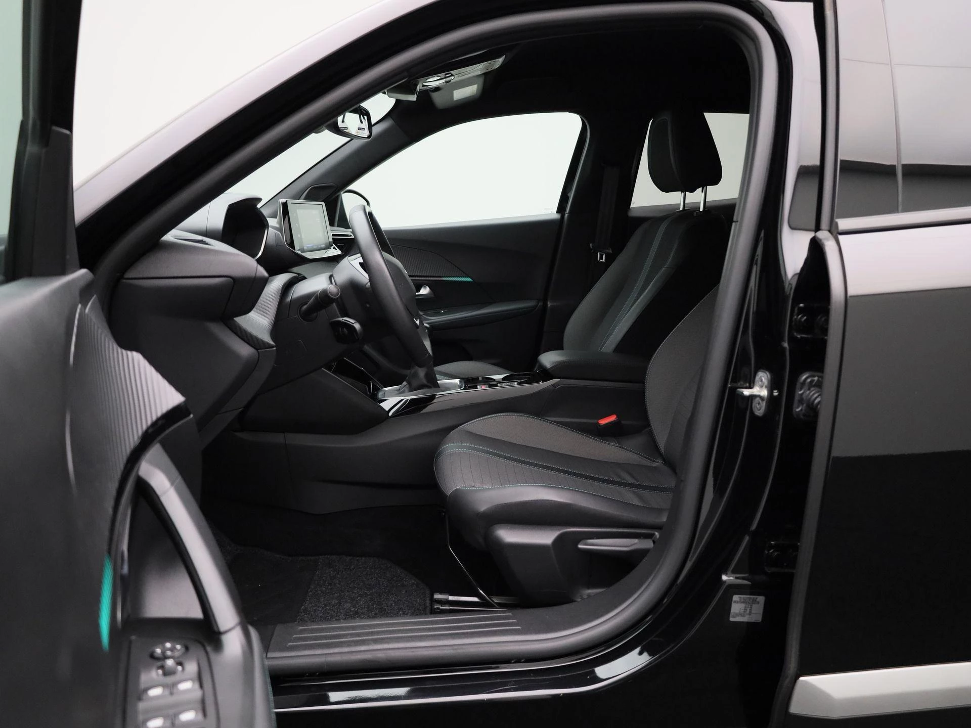 Peugeot 2008 1.2 Puretech 96kW S&S Allure Pack
