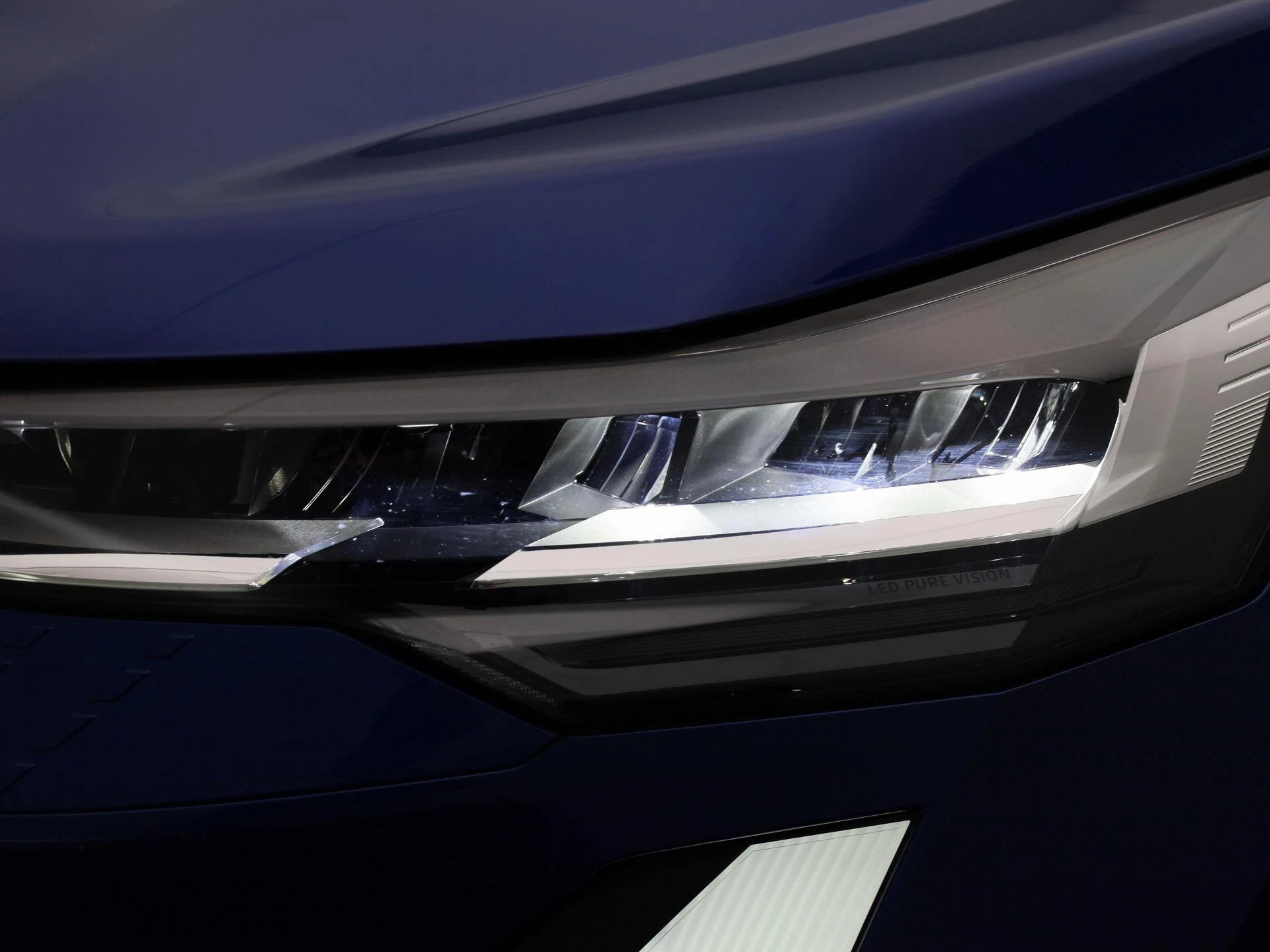 Renault-Captur-image-12