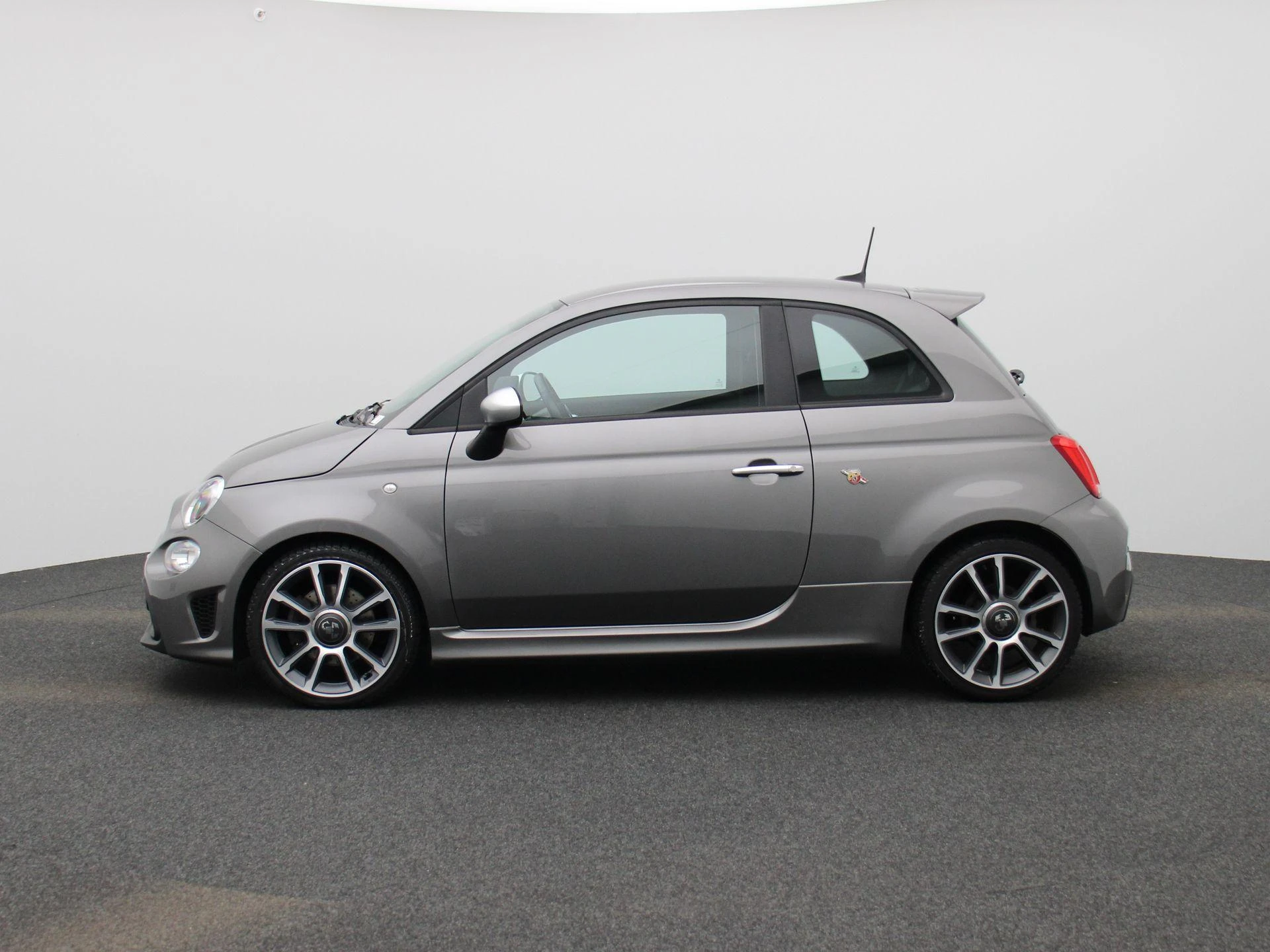 Fiat-500-image-3