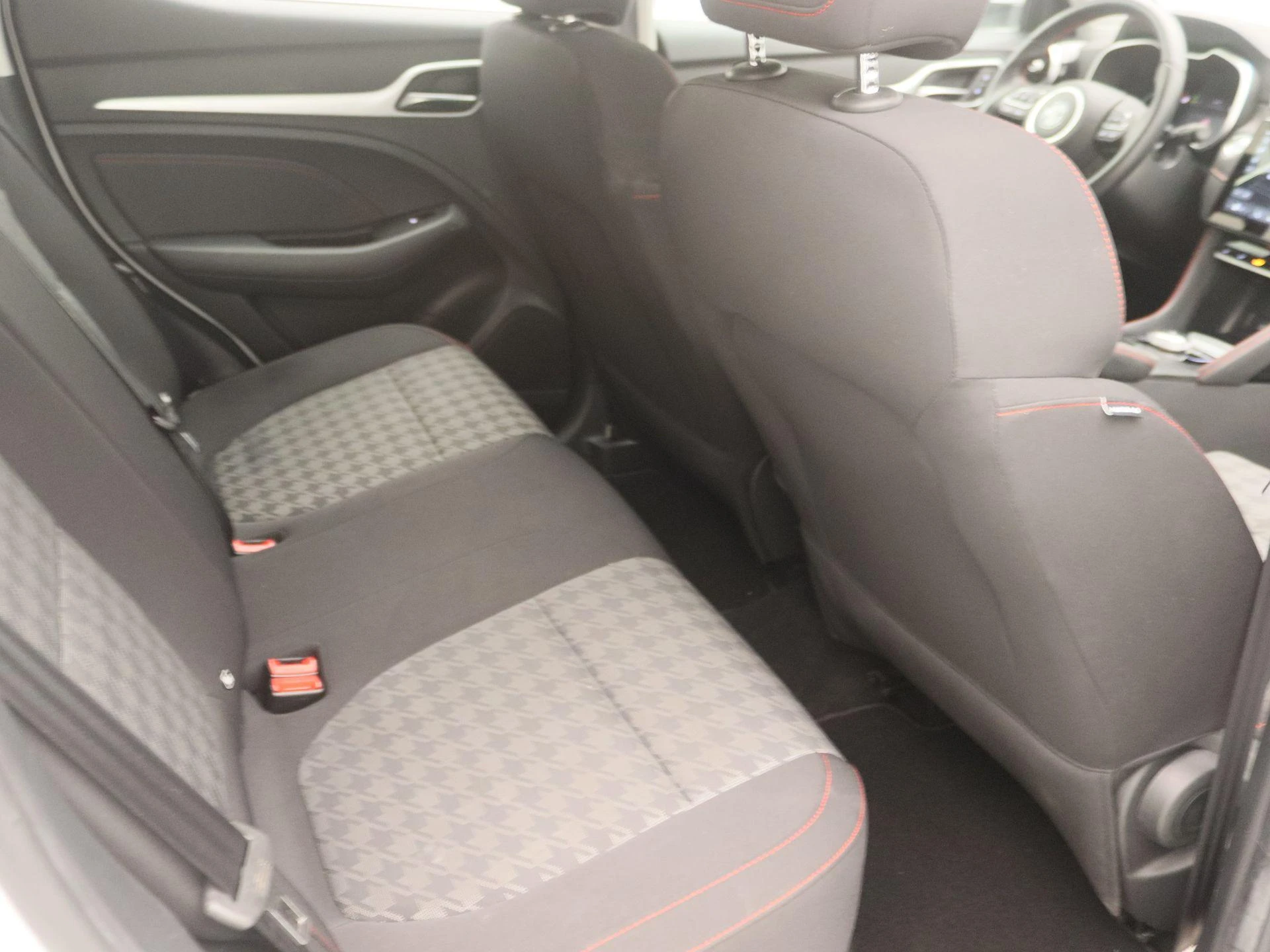 MG-ZS EV-image-23