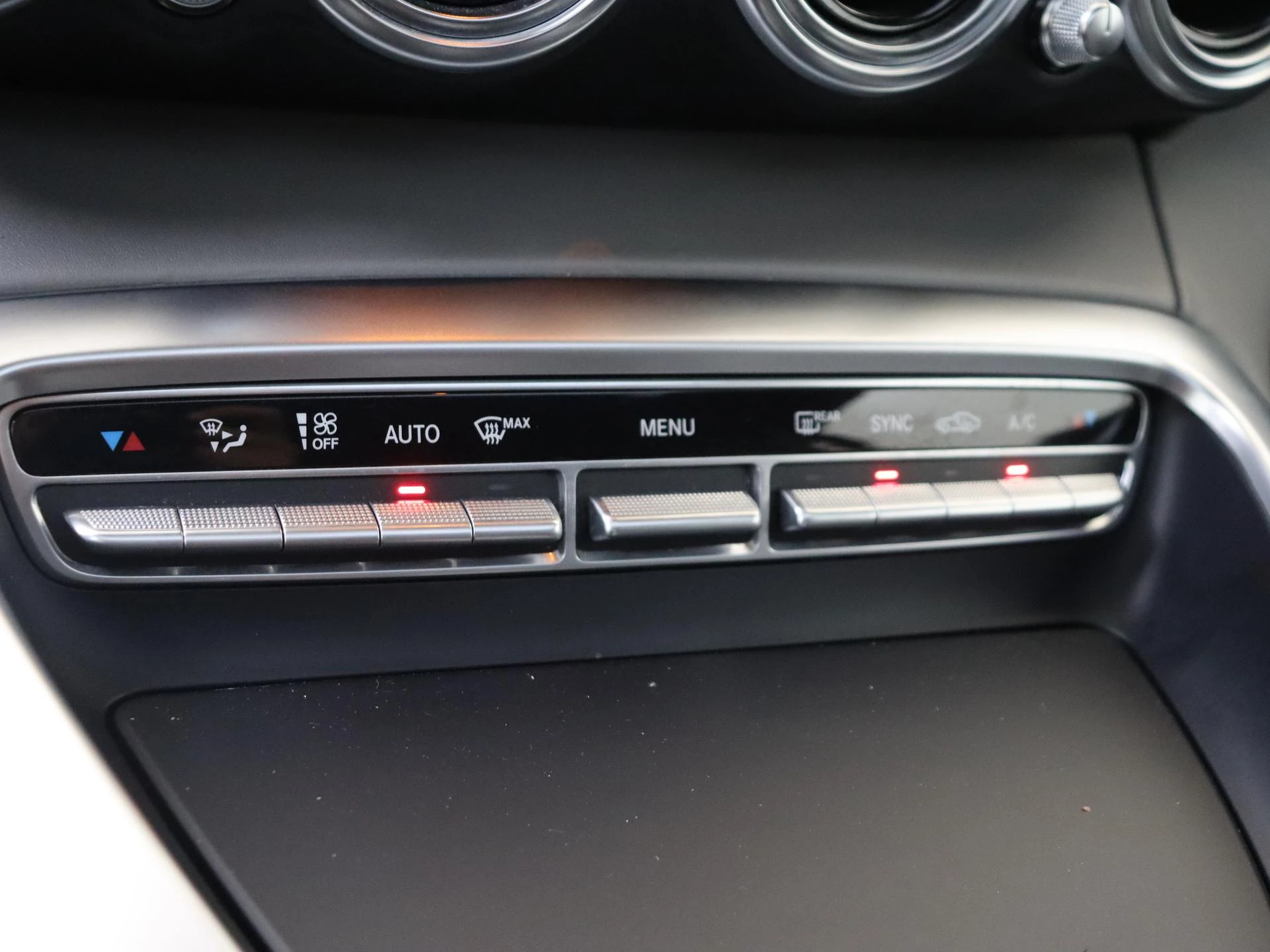 Mercedes-AMG-GT-image-25