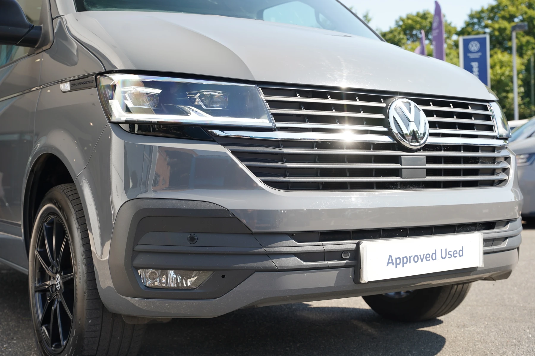 Volkswagen-Transporter-image-36