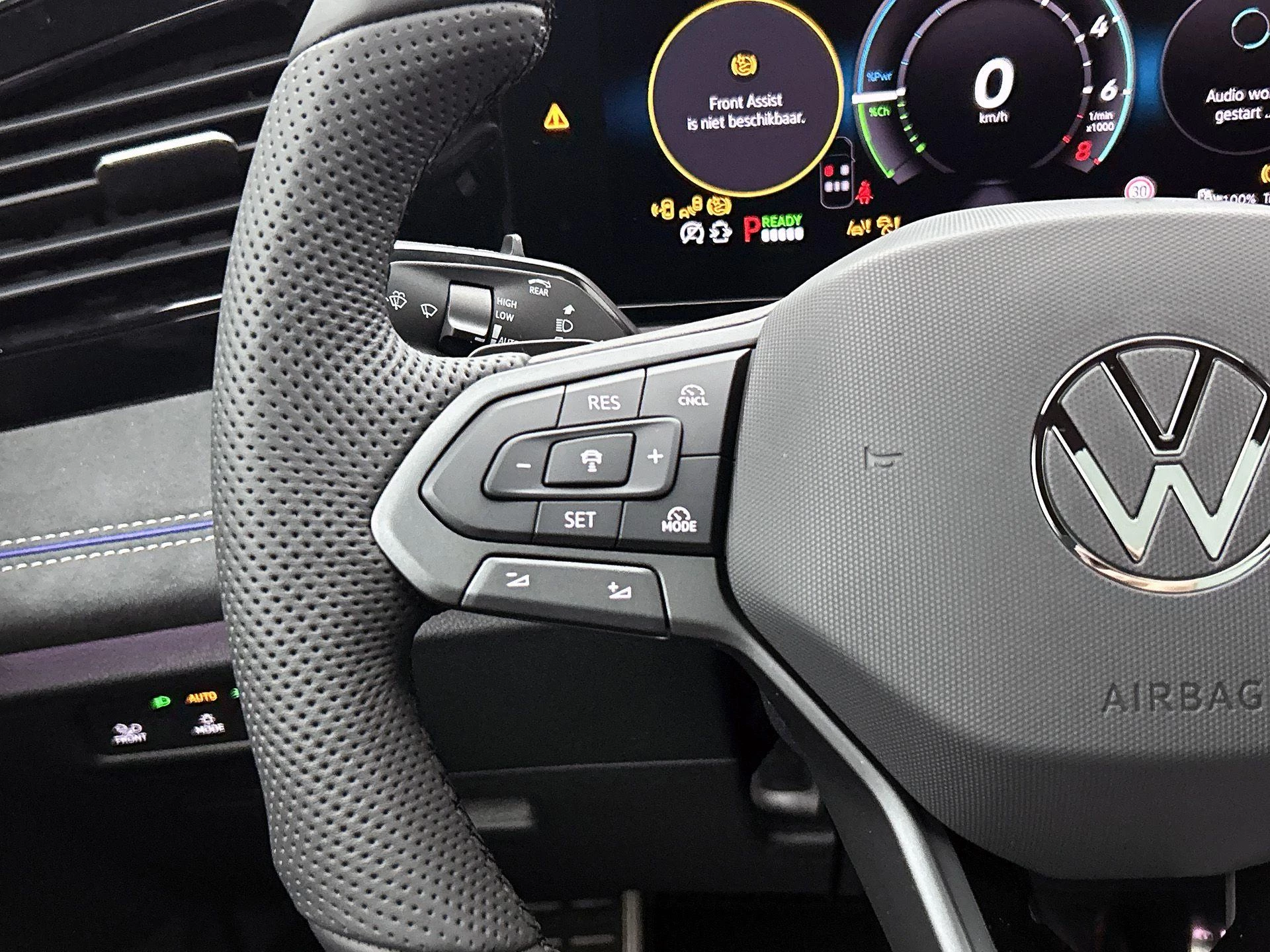 Volkswagen-Tiguan-image-5