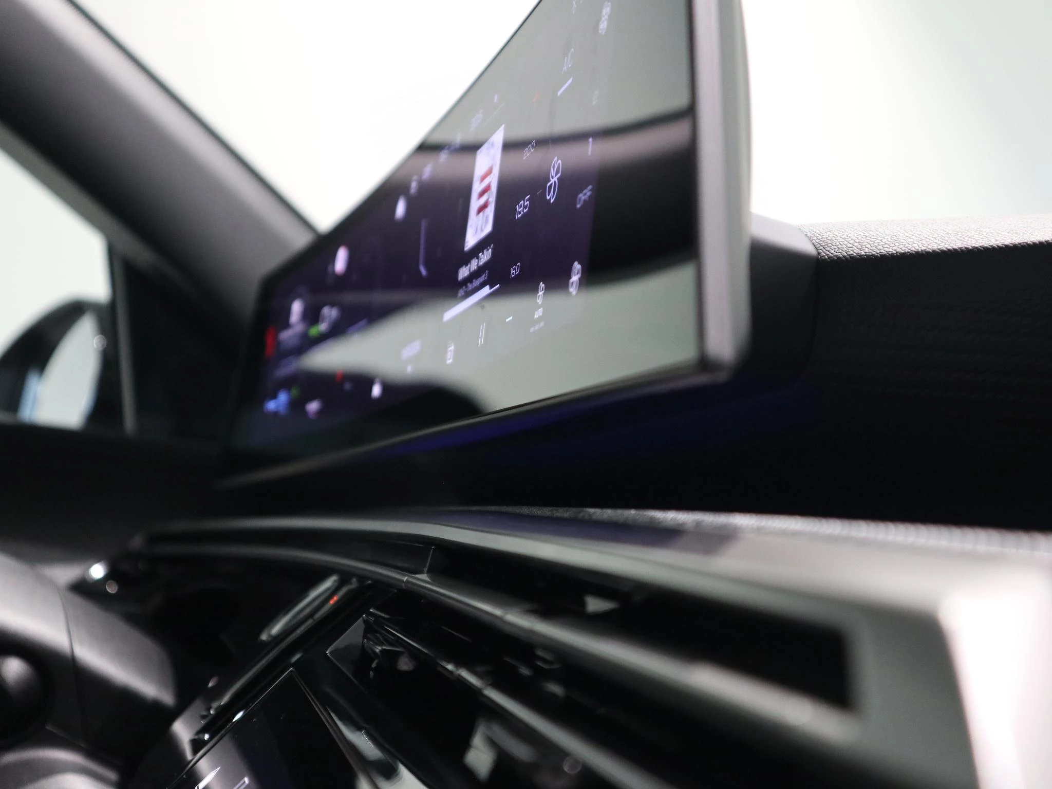 Peugeot 3008 Plug-in Hybrid 195 Allure