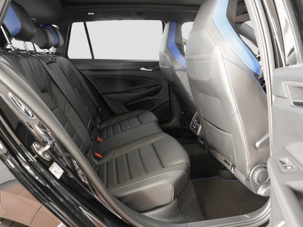Volkswagen Golf VIII Variant 2.0 TSI 245 kW 4Motion R AHK