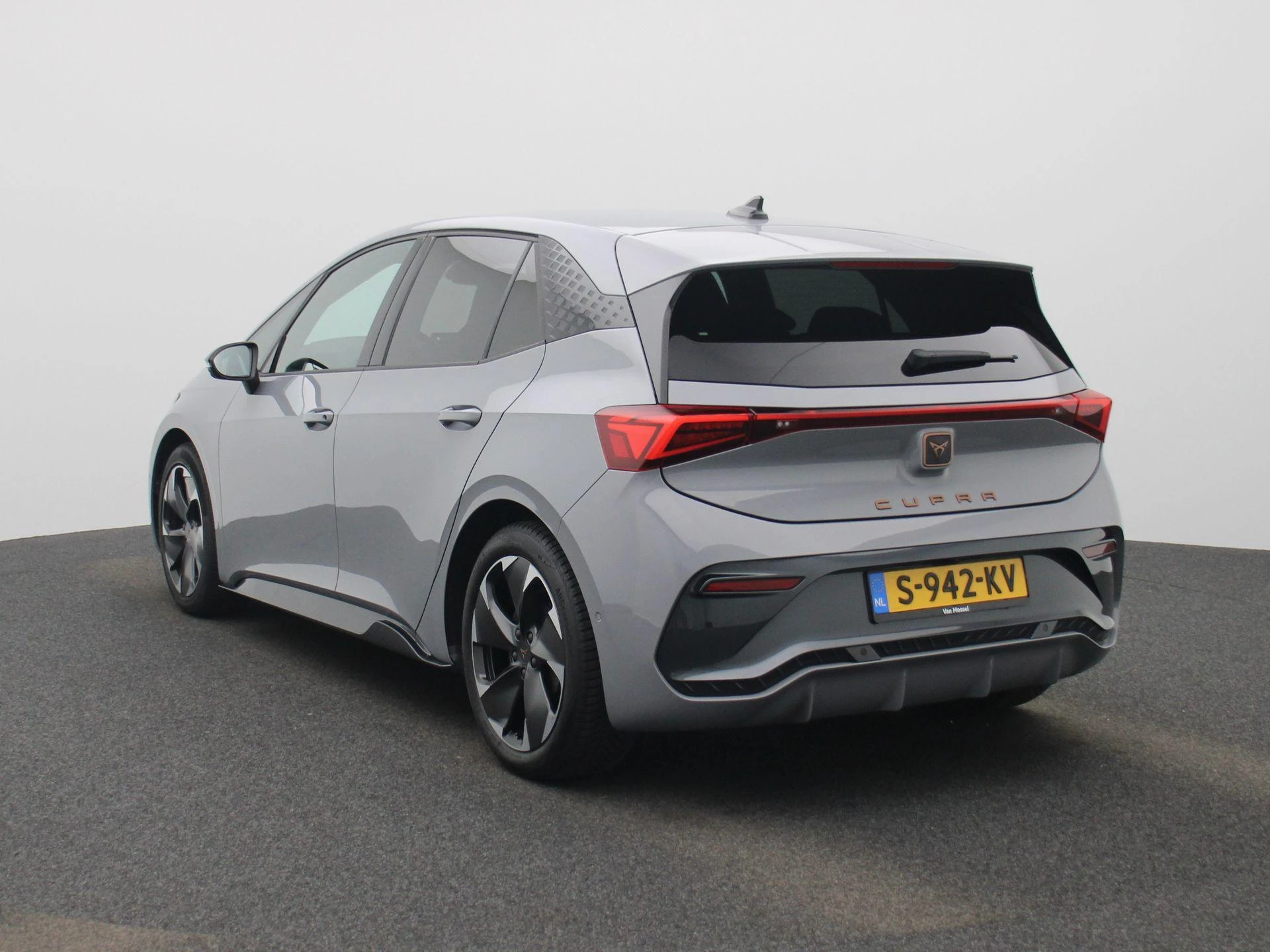 CUPRA Born Adrenaline 62 kWh