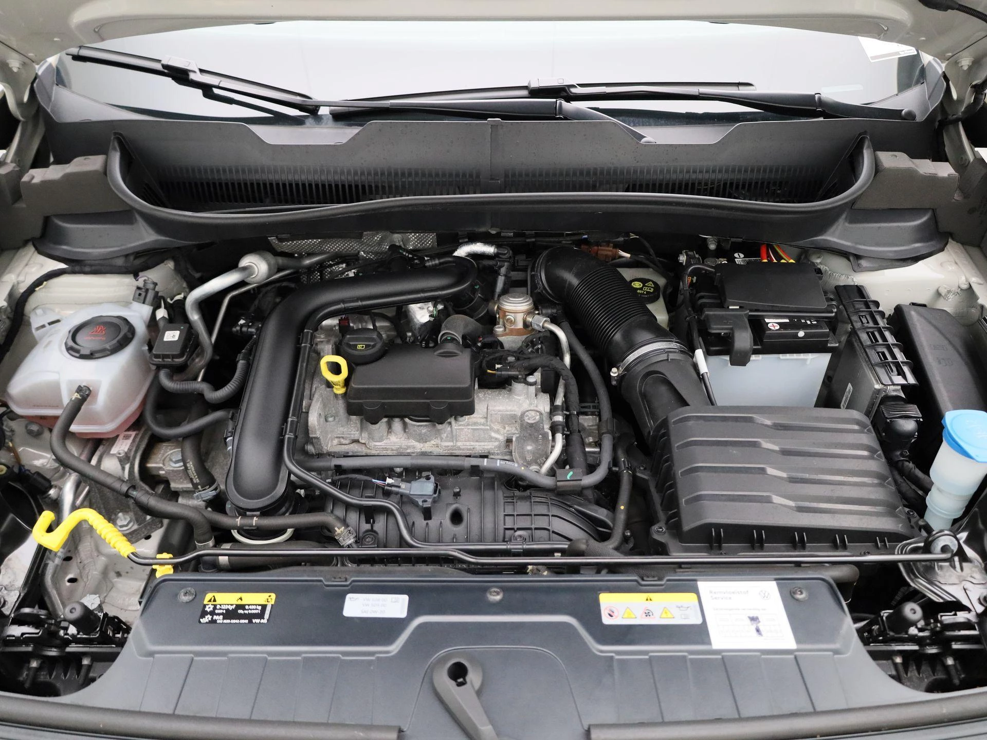 Volkswagen-T-Cross-image-32