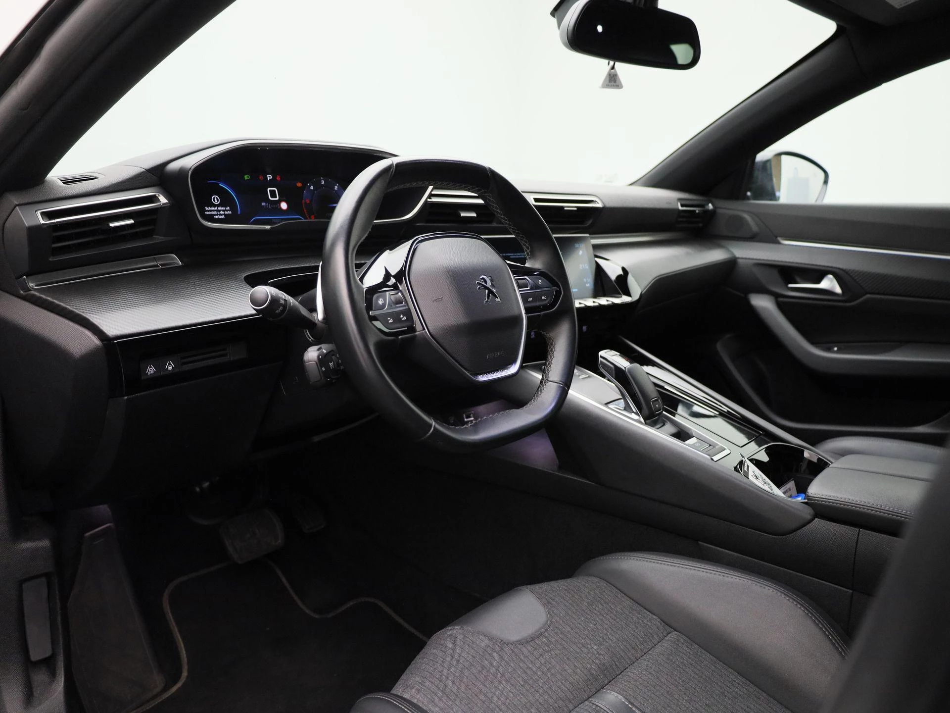 Peugeot-508-image-29
