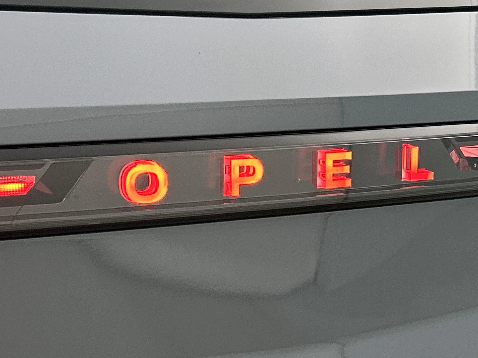 Opel Grandland 1.2 Turbo Hybrid Business Edition