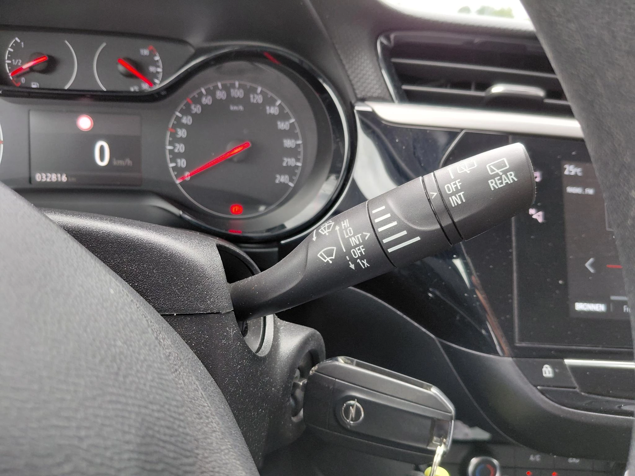 Opel-Corsa-image-14