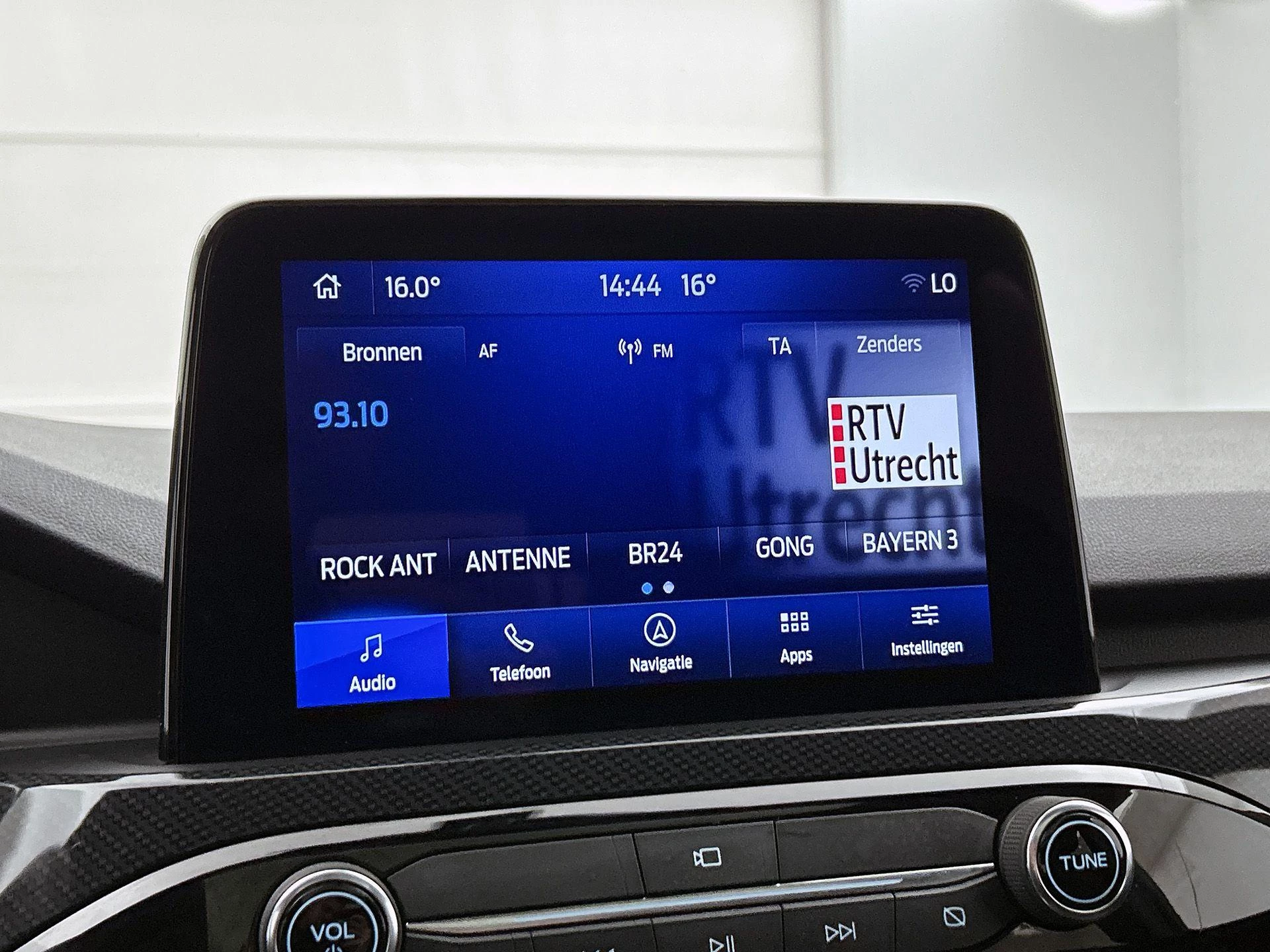 Ford-Kuga-image-6