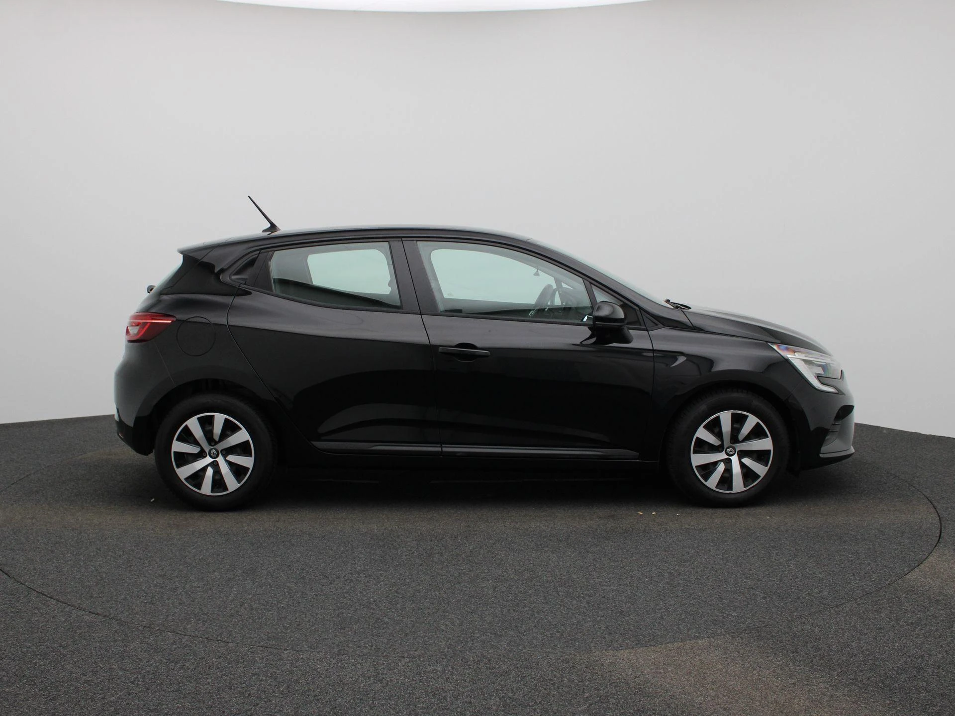 Renault-Clio-image-5