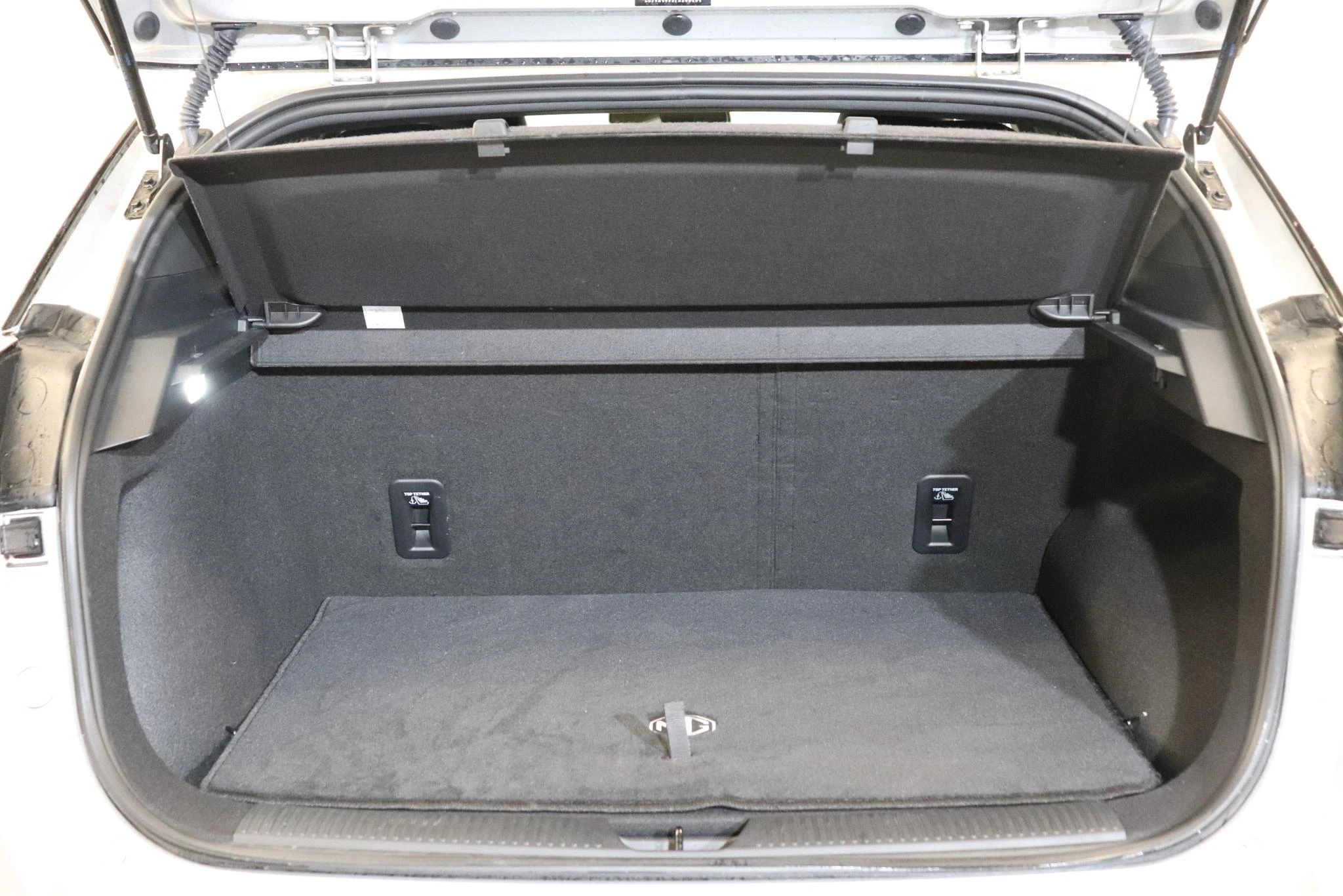 MG MG4 64 kWh Luxury