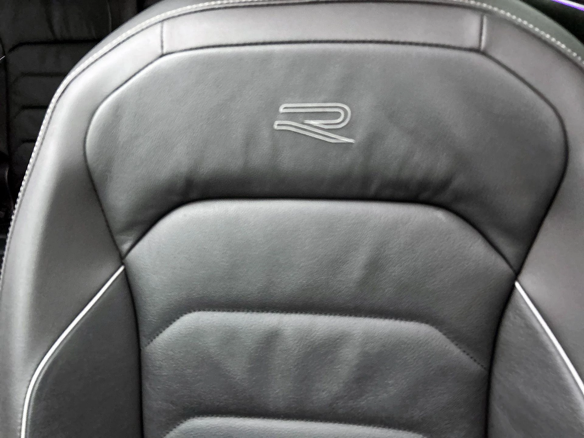 Volkswagen-Tiguan-image-17
