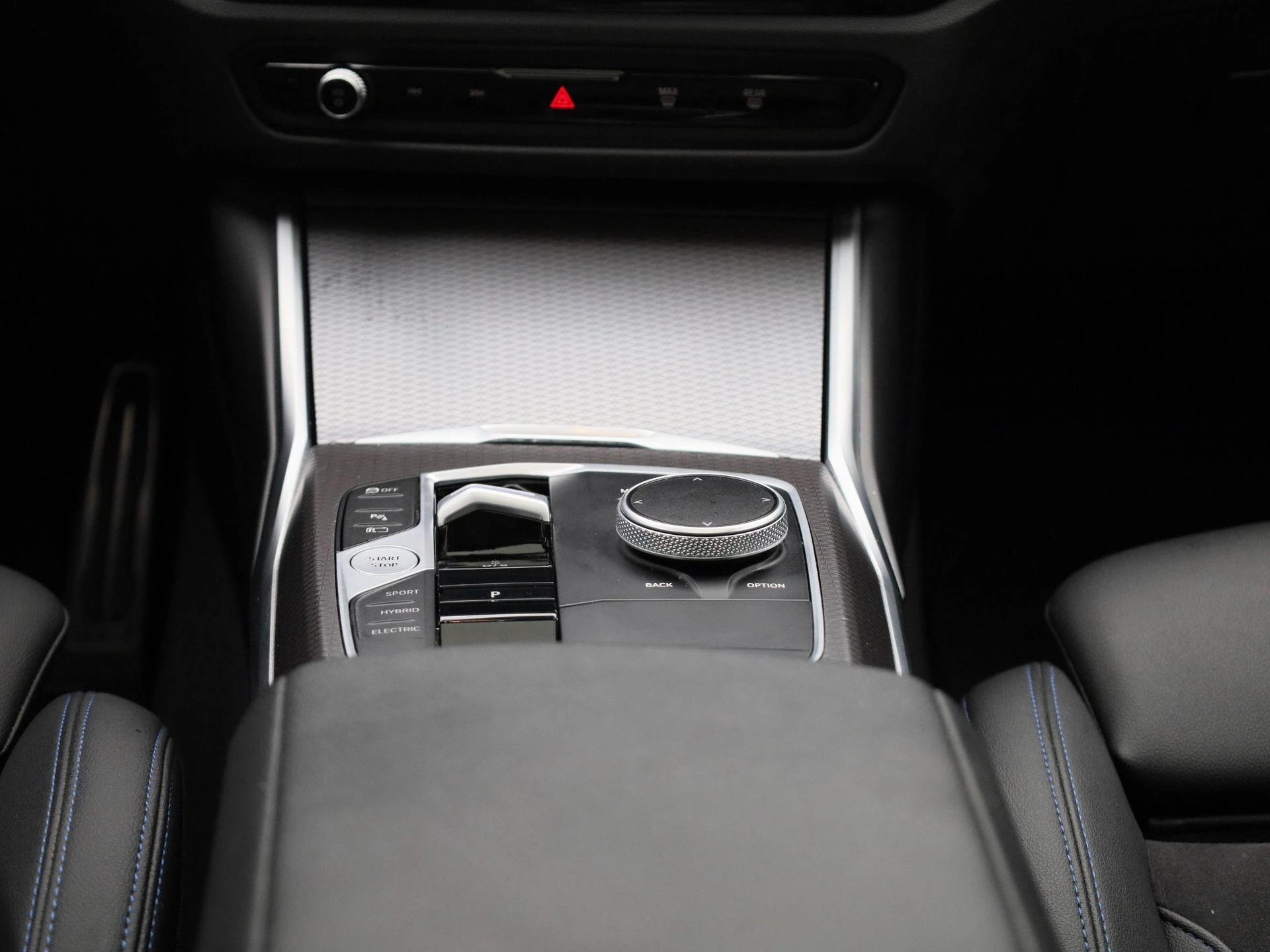 BMW-3 Serie-image-9