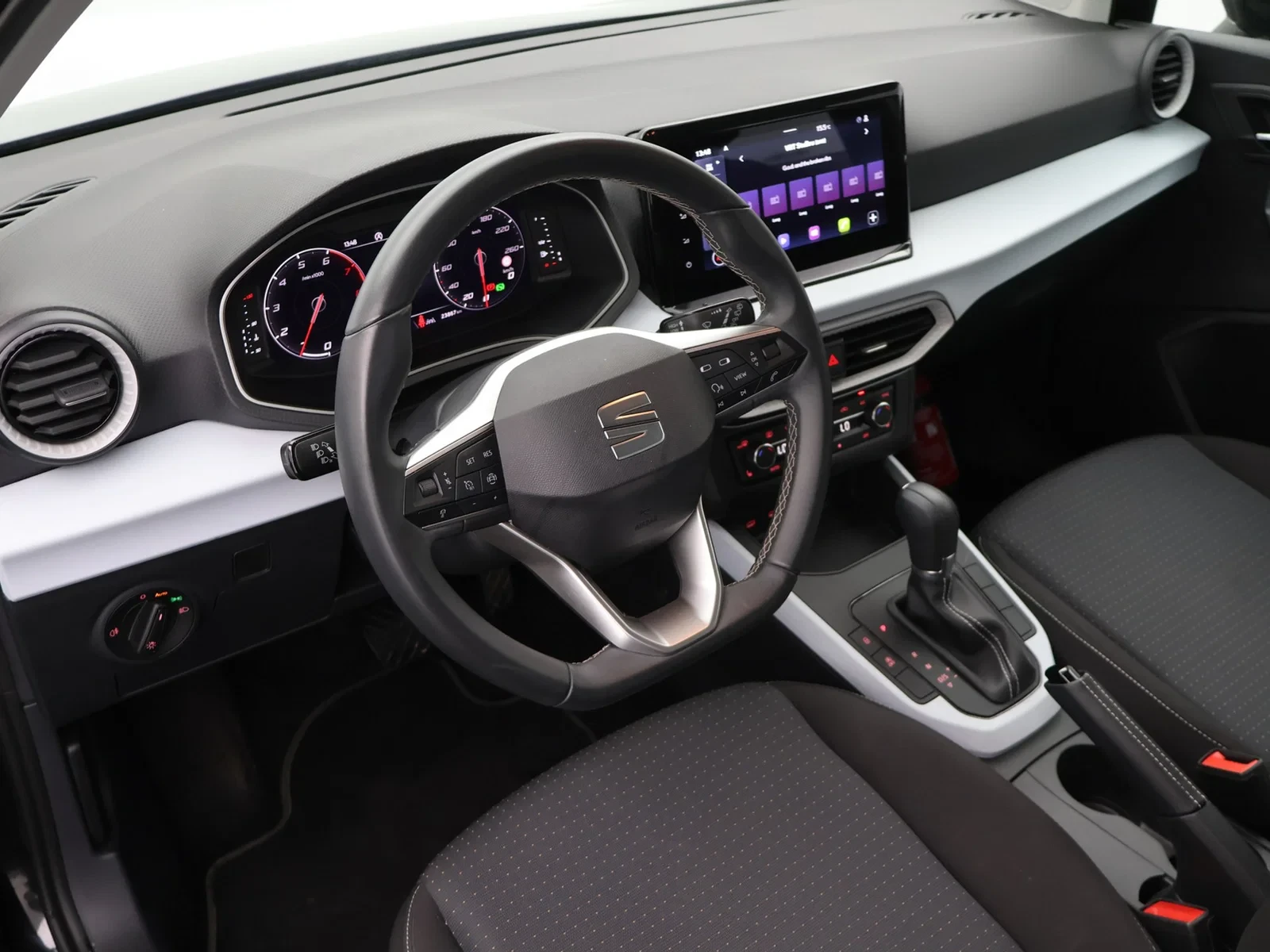 SEAT Arona Arona Style 1.0TSI 115PK AUTOMAAT*VIRTUAL COCKPIT*PDC ACHTER*ACC*APP-CONNECT*ZETELVERWAMRING*...*