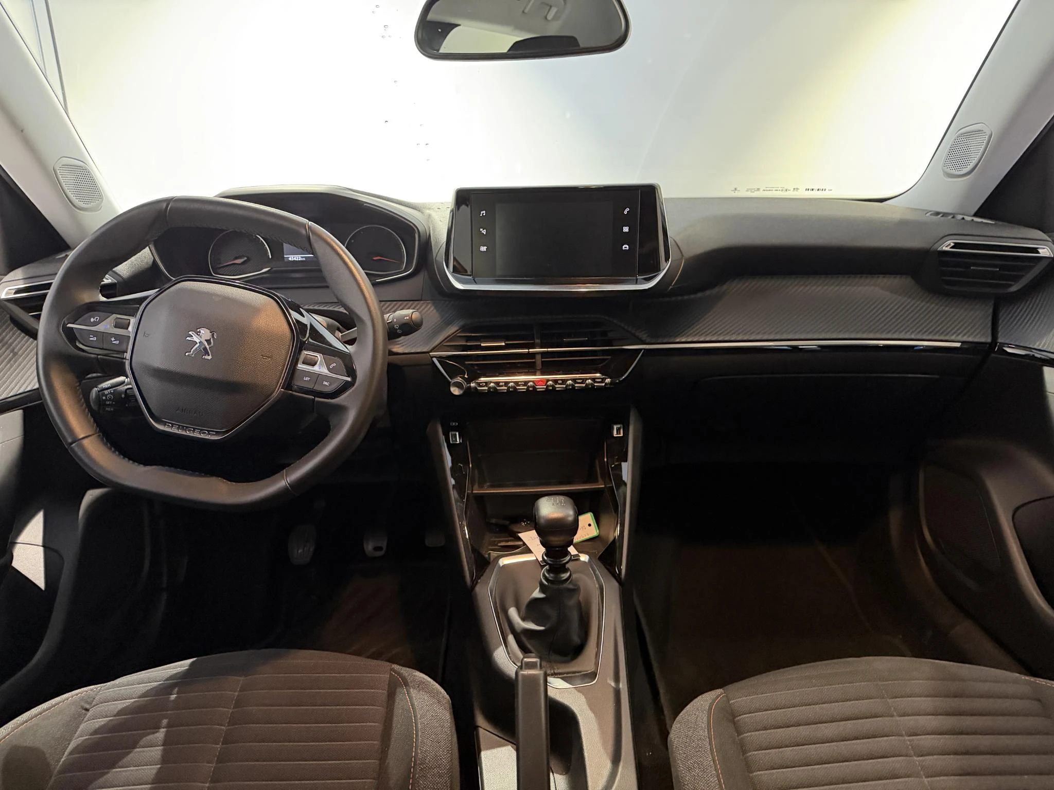Peugeot-2008-image-14