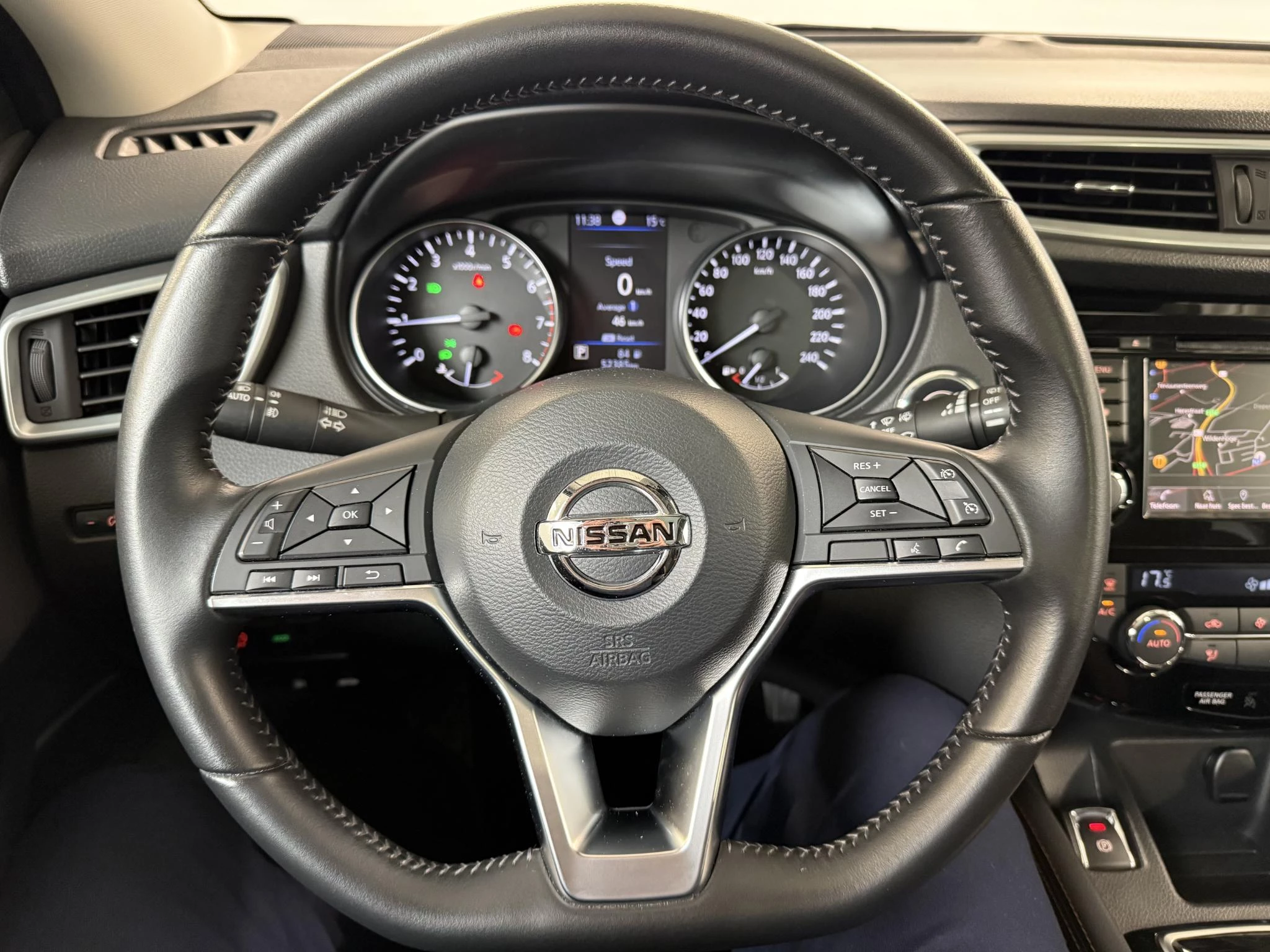 Nissan-QASHQAI-image-19