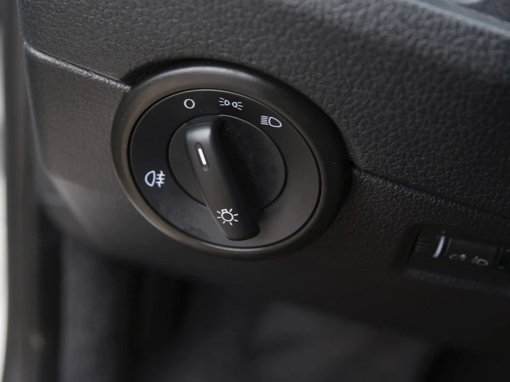 Volkswagen Multivan T6 Trendline 2.0 TDI 4Mo AHK/Klima