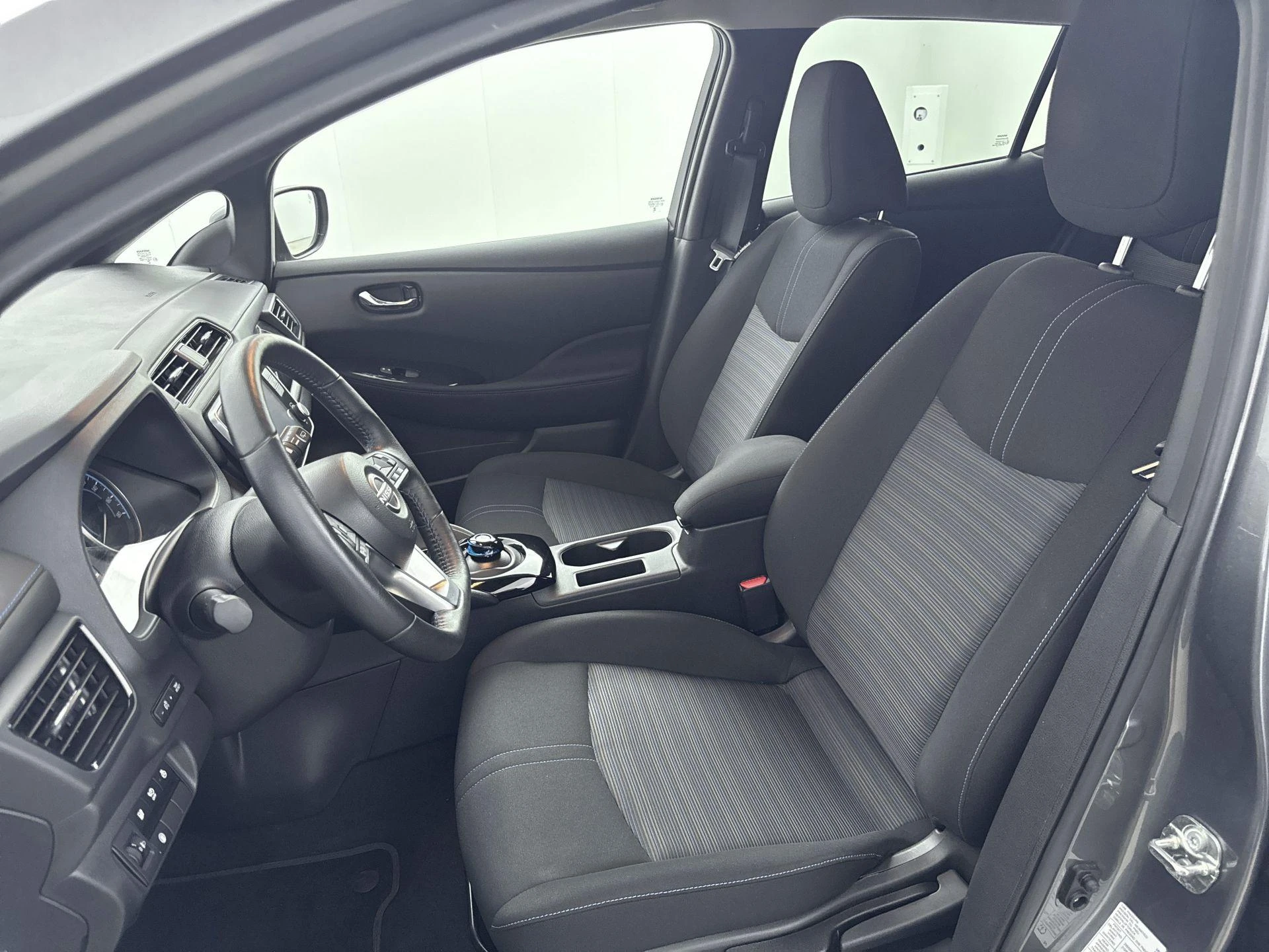 Nissan-Leaf-image-23