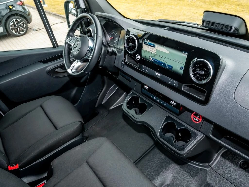 Mercedes-Benz-Sprinter 317-image-9
