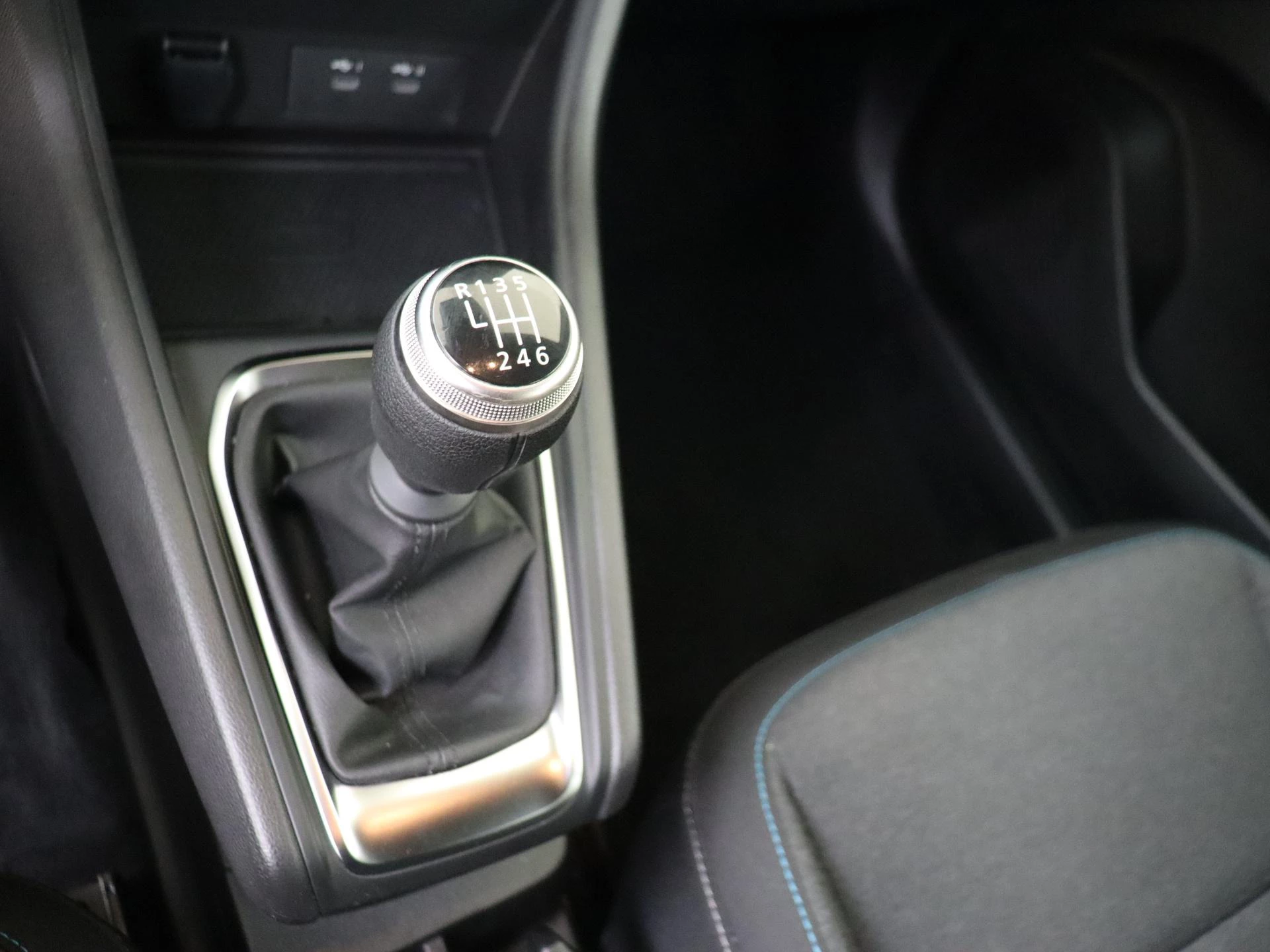 Renault-Captur-image-18