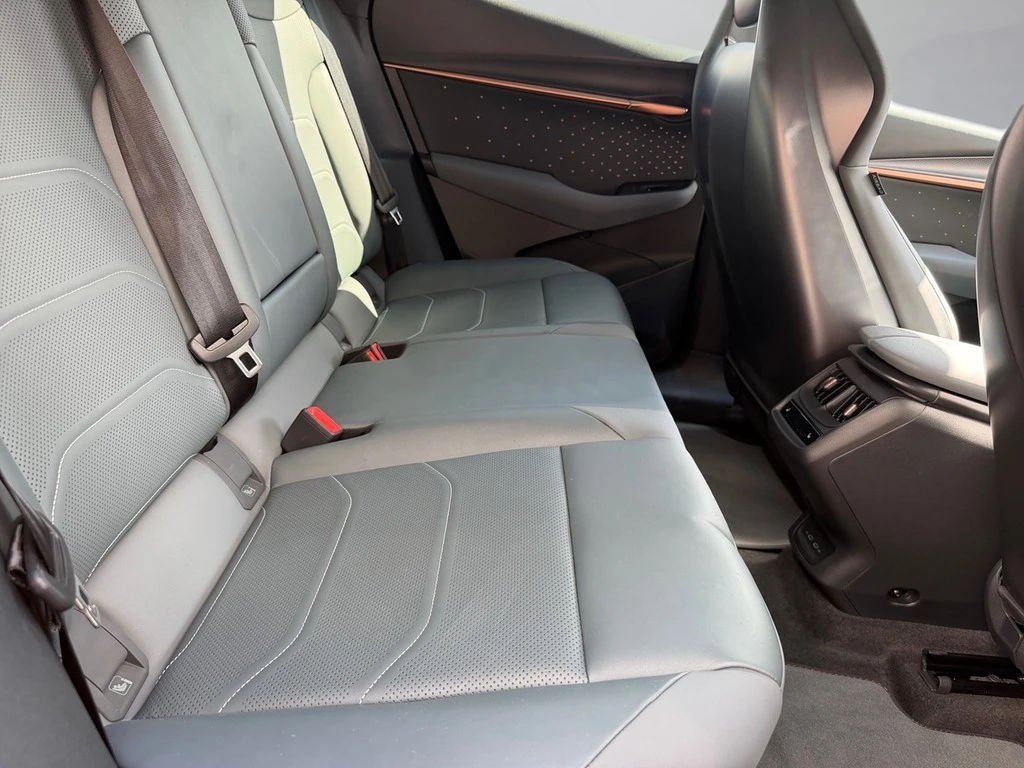 CUPRA-Tavascan-image-10