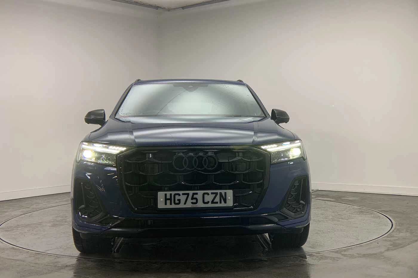 Audi-Q7-image-6