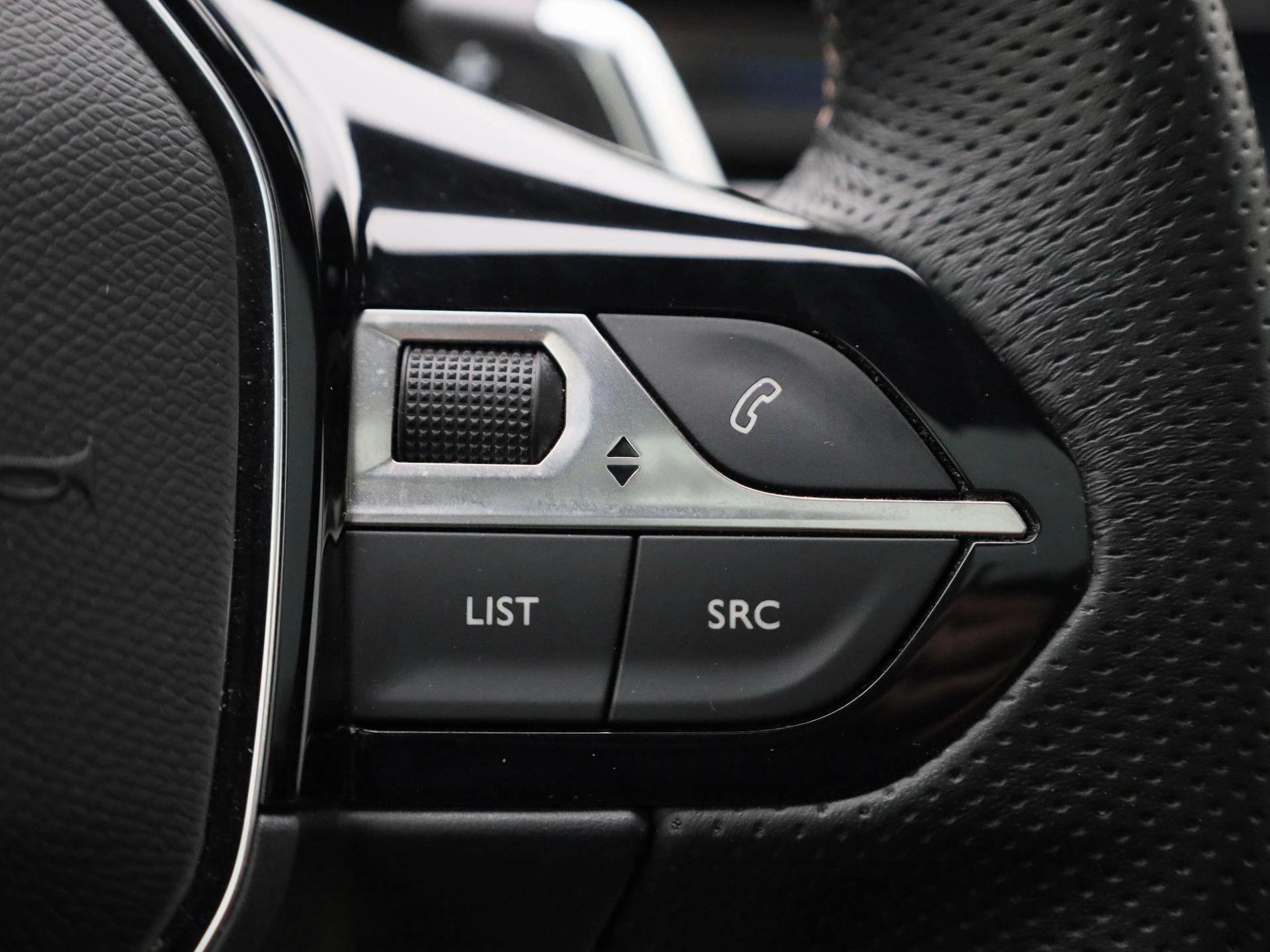 Peugeot-508-image-27