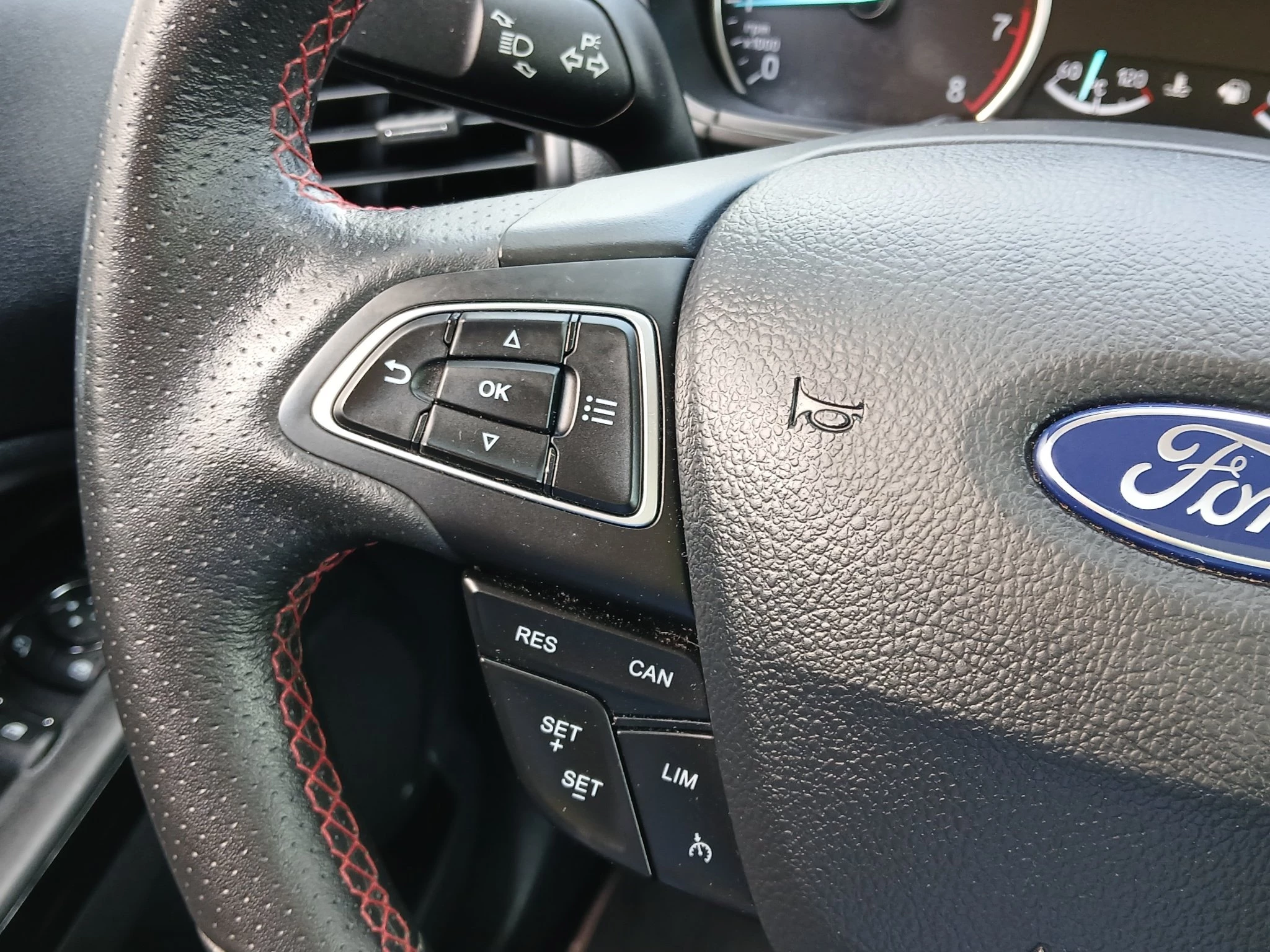 Ford-EcoSport-image-19