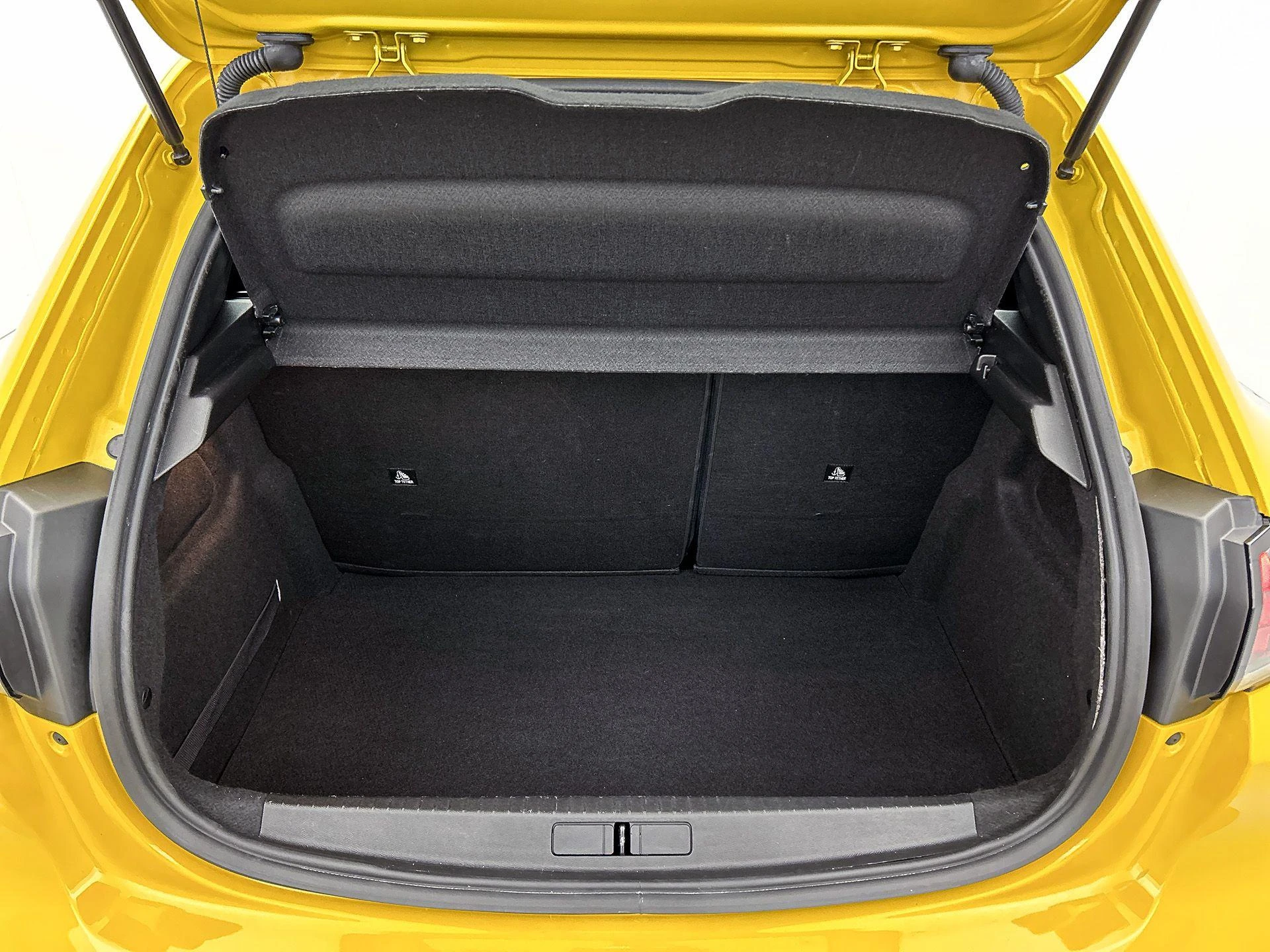 Peugeot-208-image-22