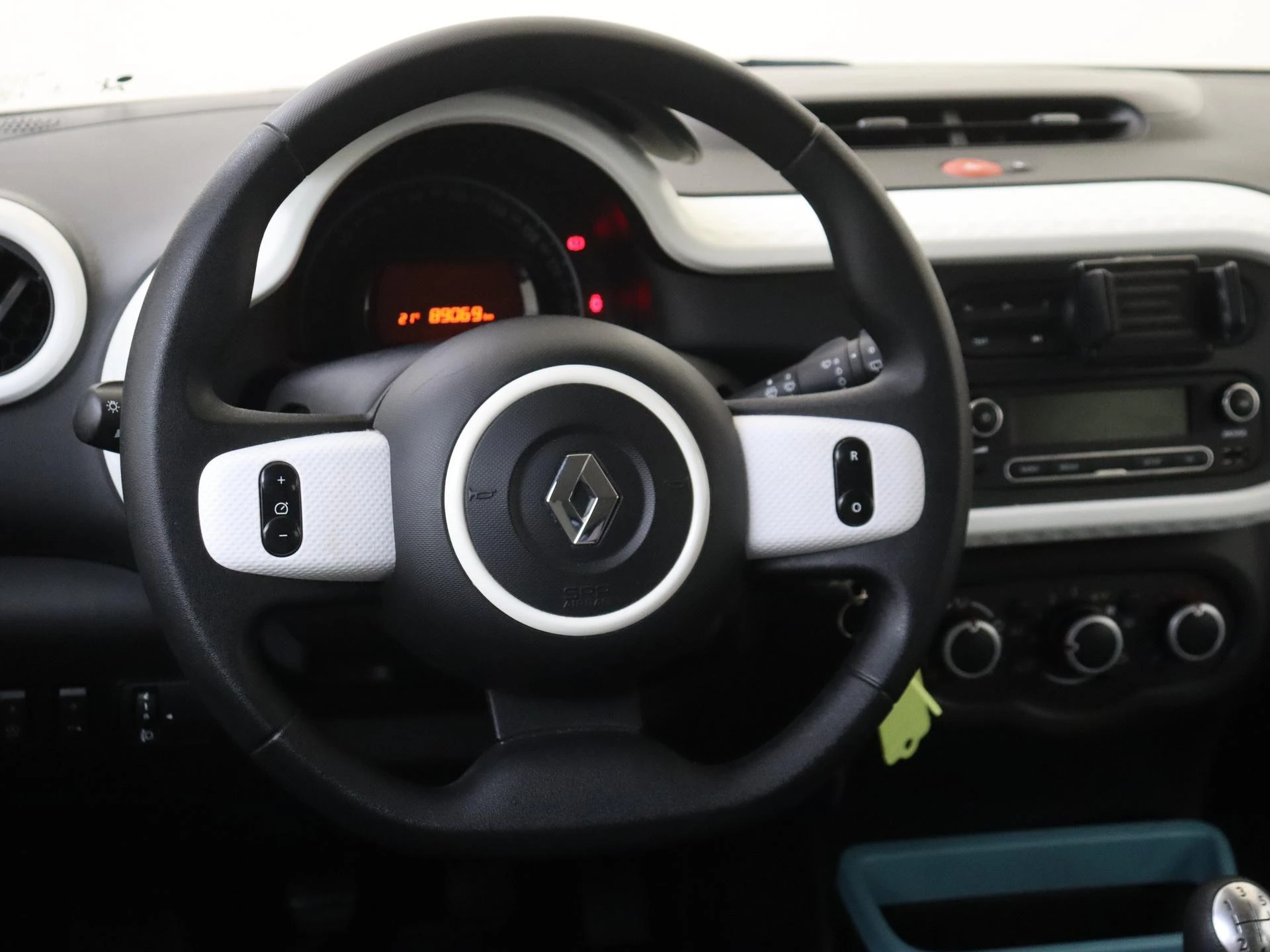 Renault-Twingo-image-9