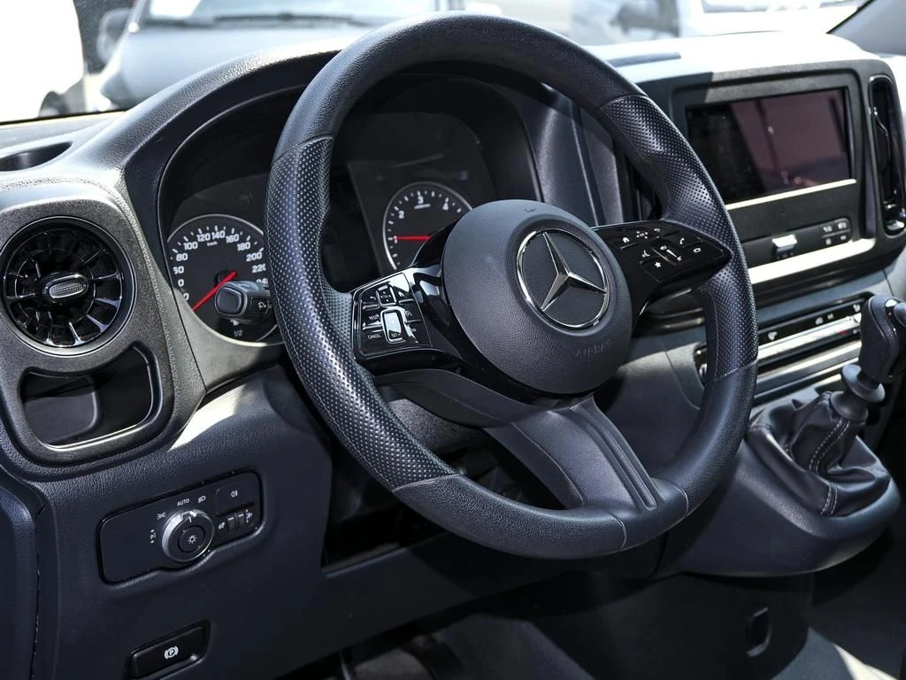 Mercedes-Benz-Vito 116-image-8